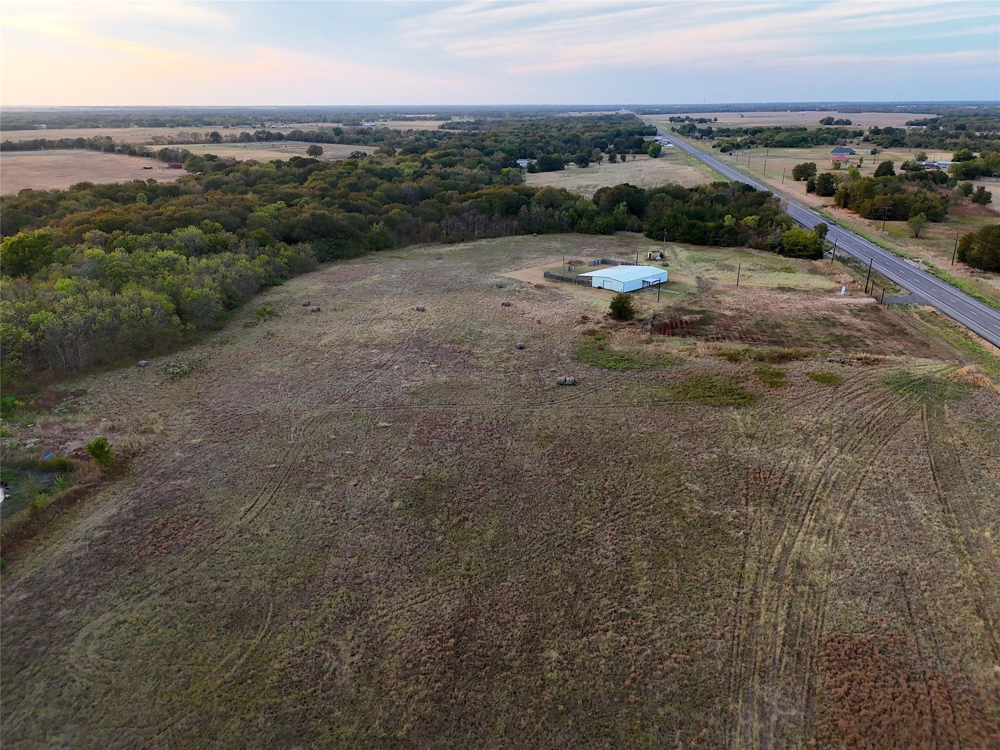 main property photo 17