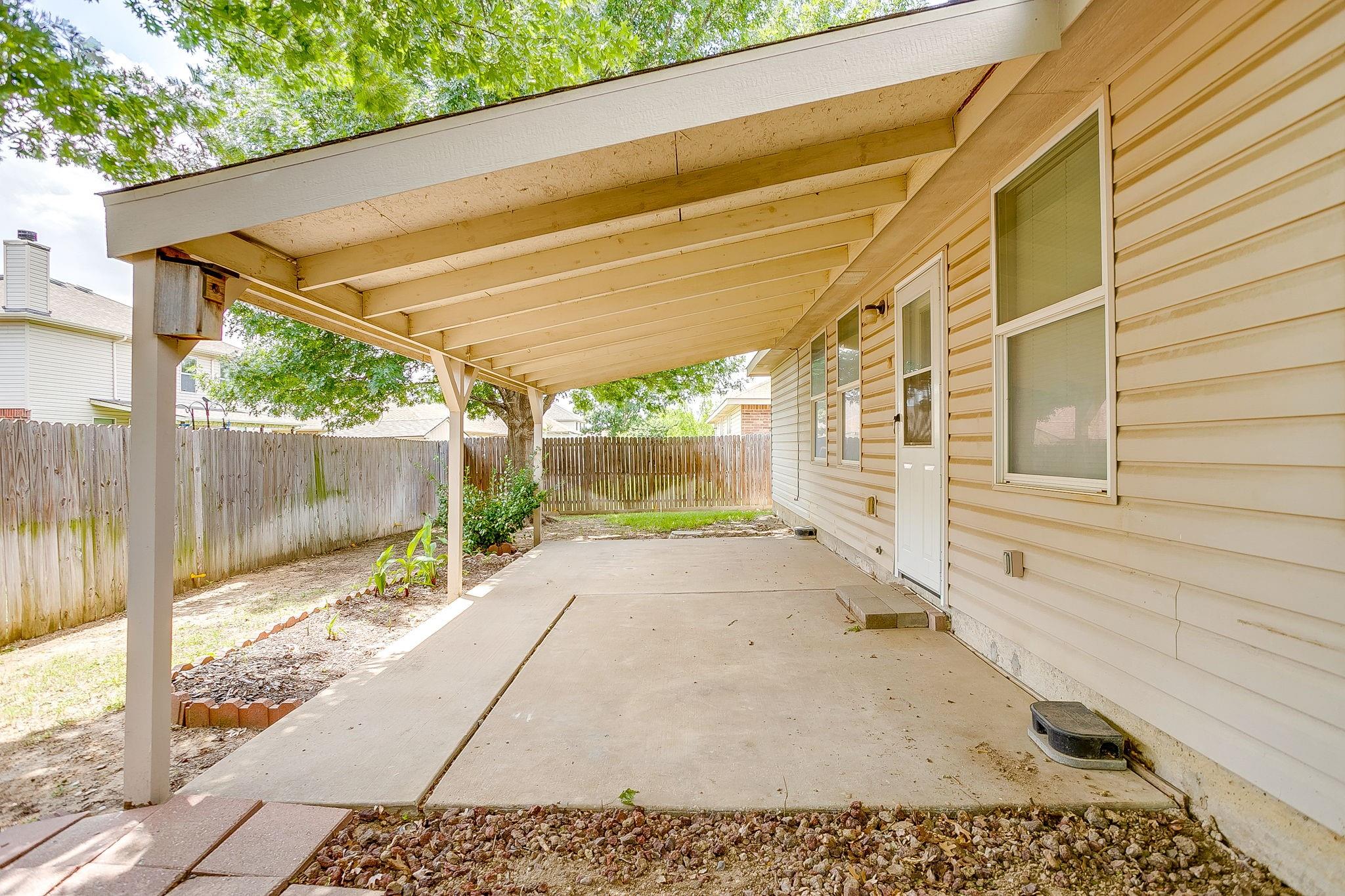 main property photo 34