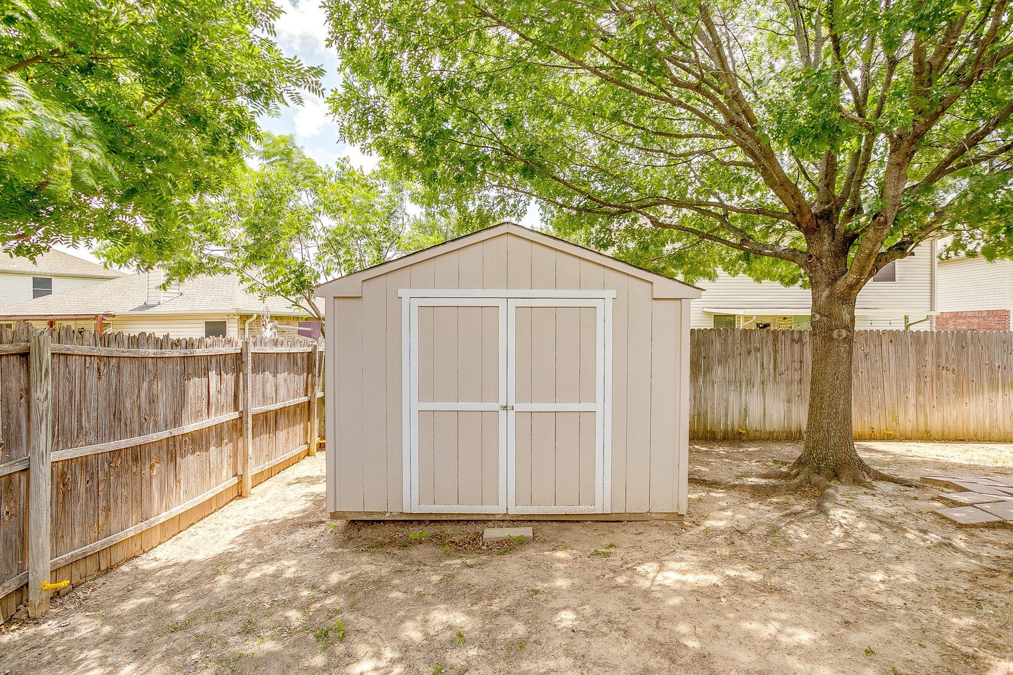 main property photo 36
