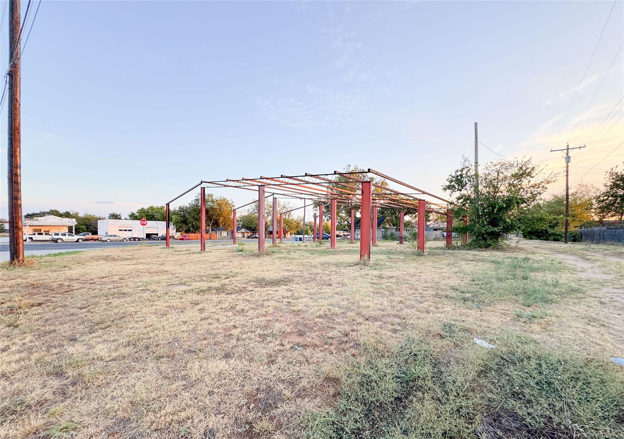 main property photo 12