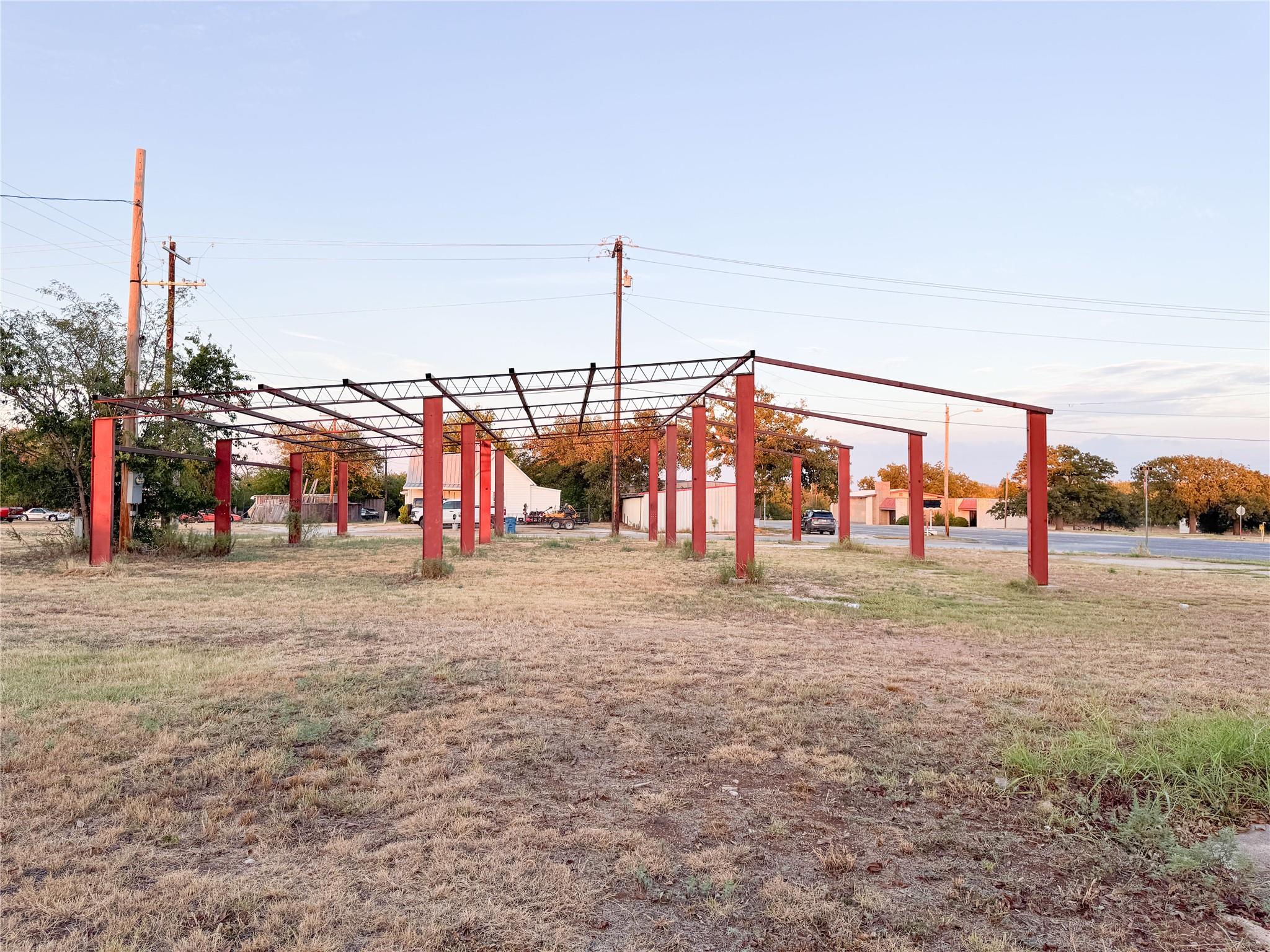 main property photo 9