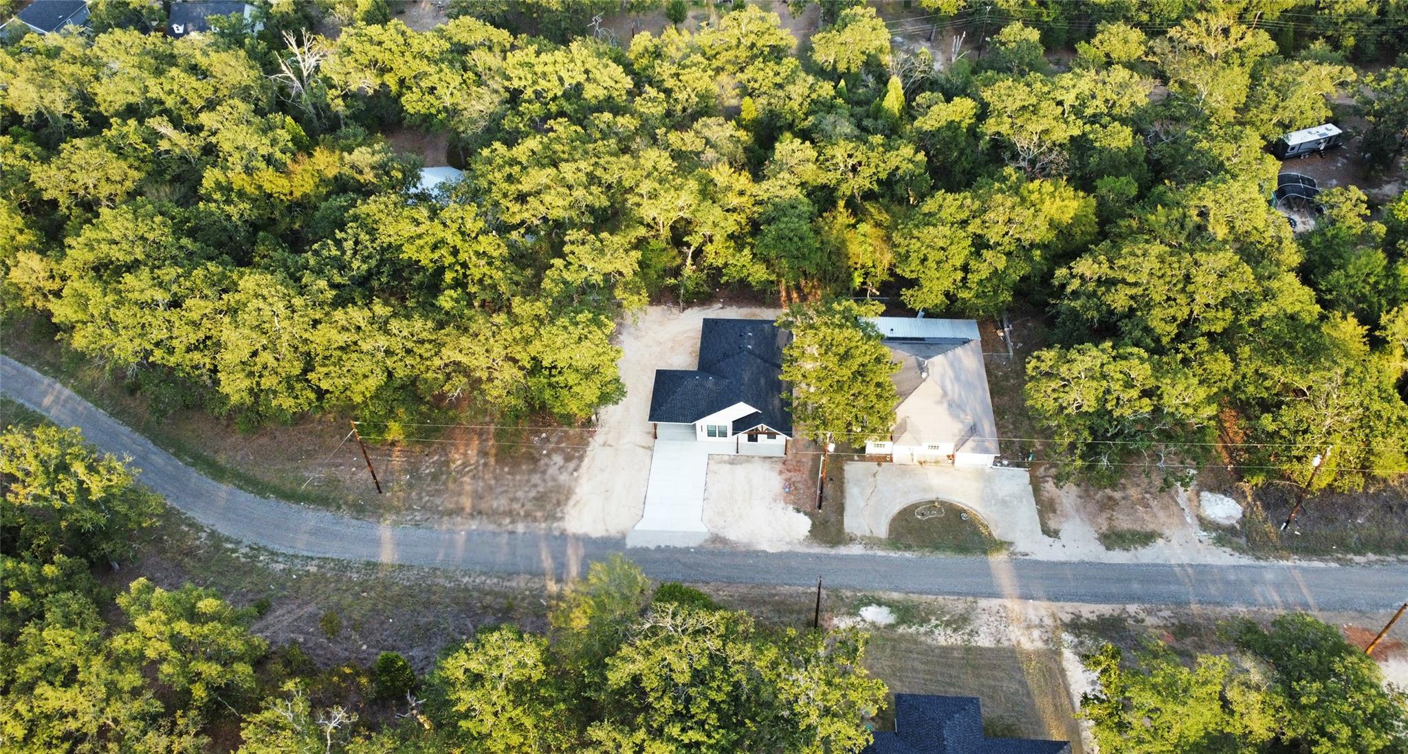 main property photo 29