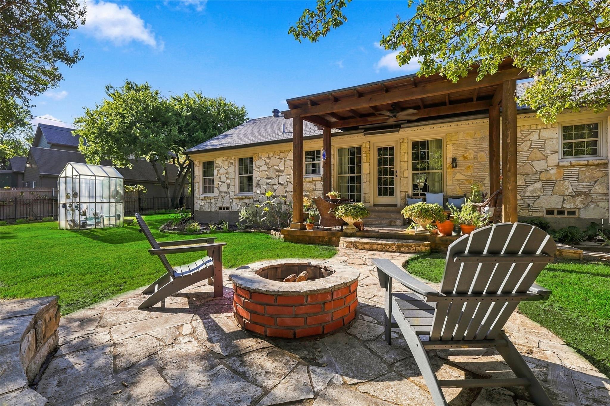 main property photo 32
