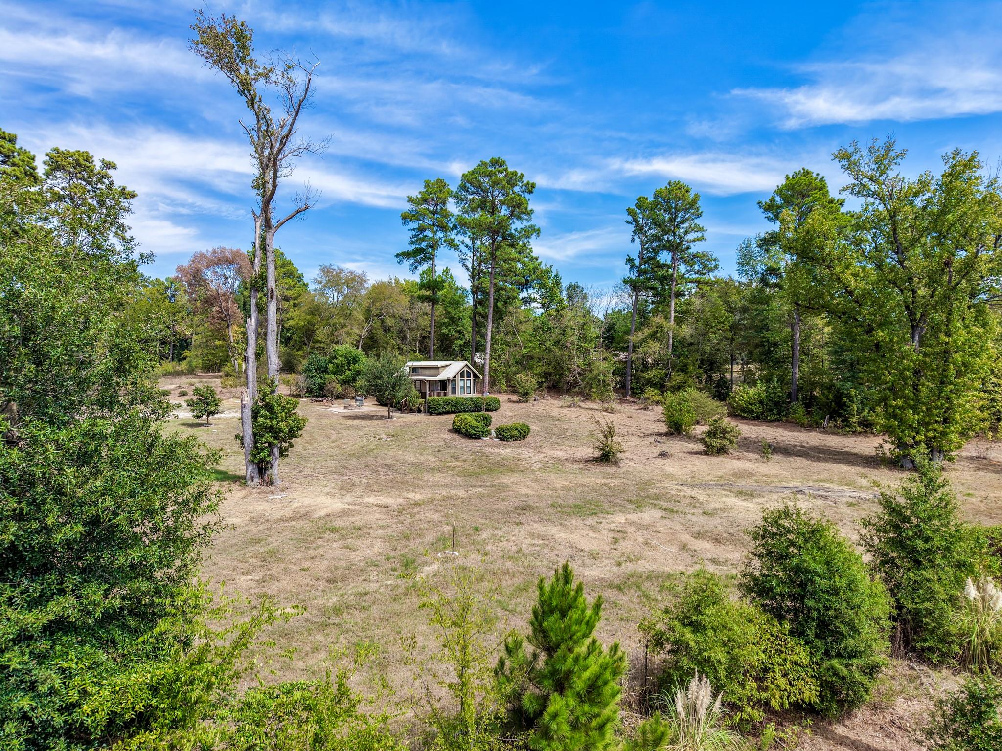 main property photo 18