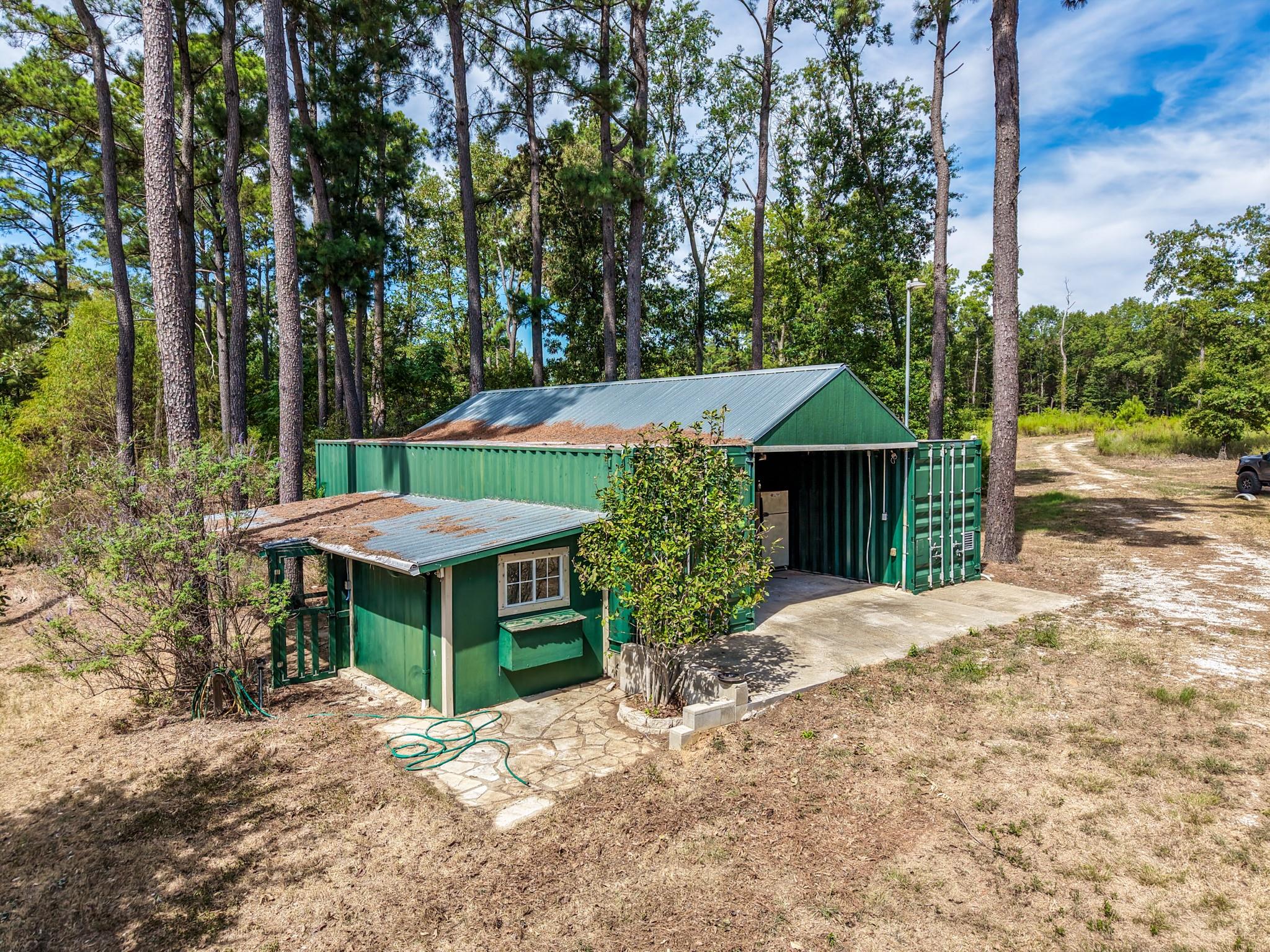 main property photo 38