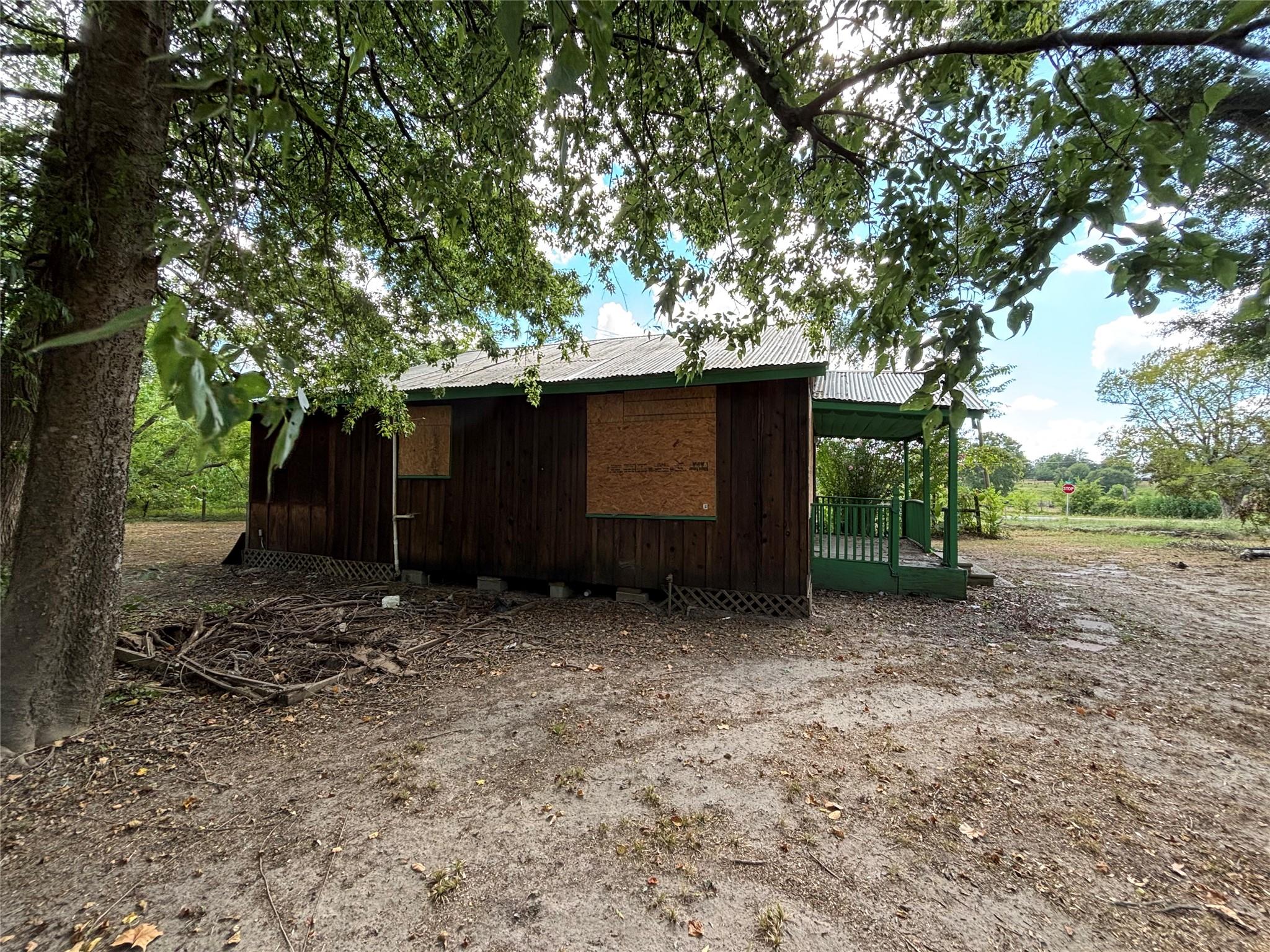 main property photo 2