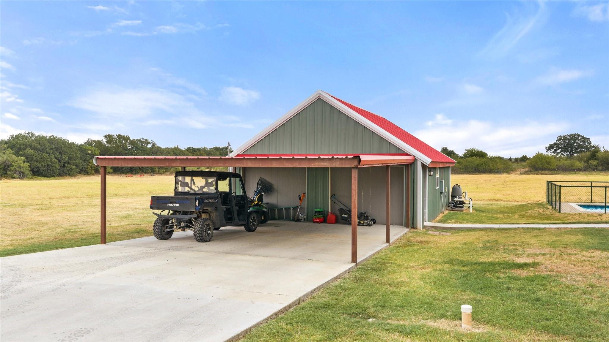 main property photo 2