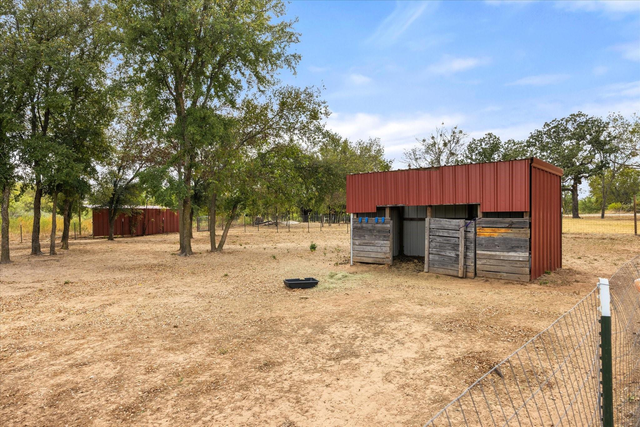 main property photo 34