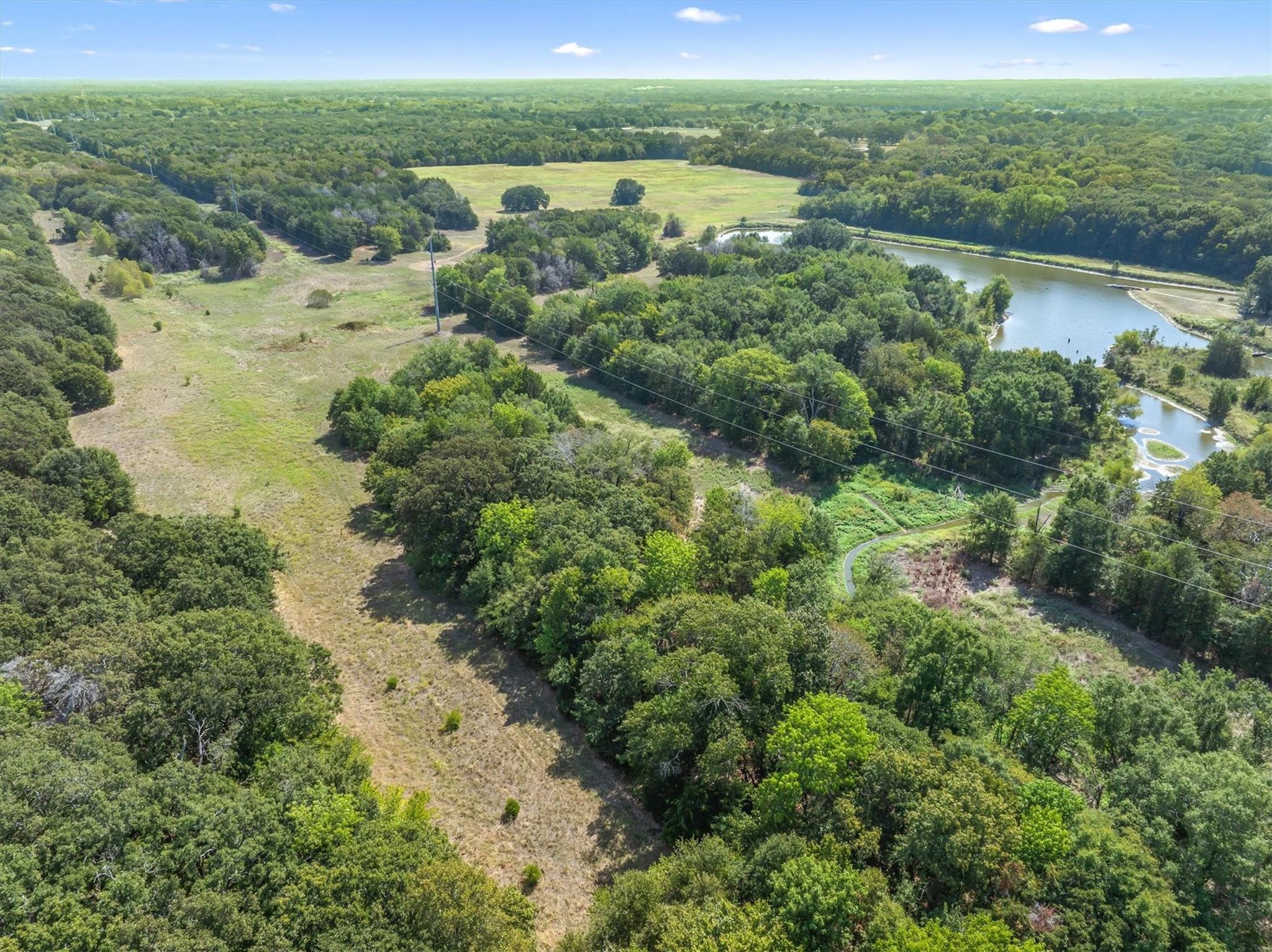 main property photo 17