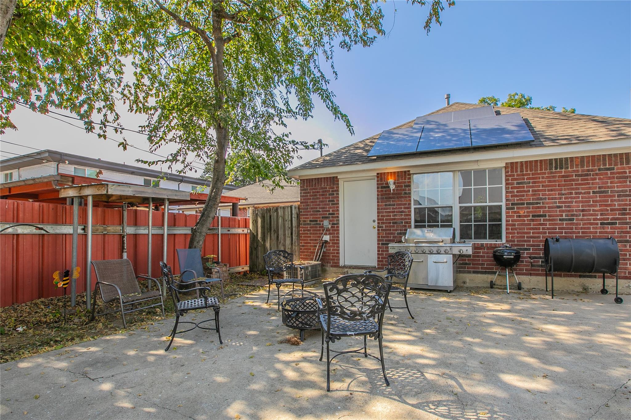 main property photo 32