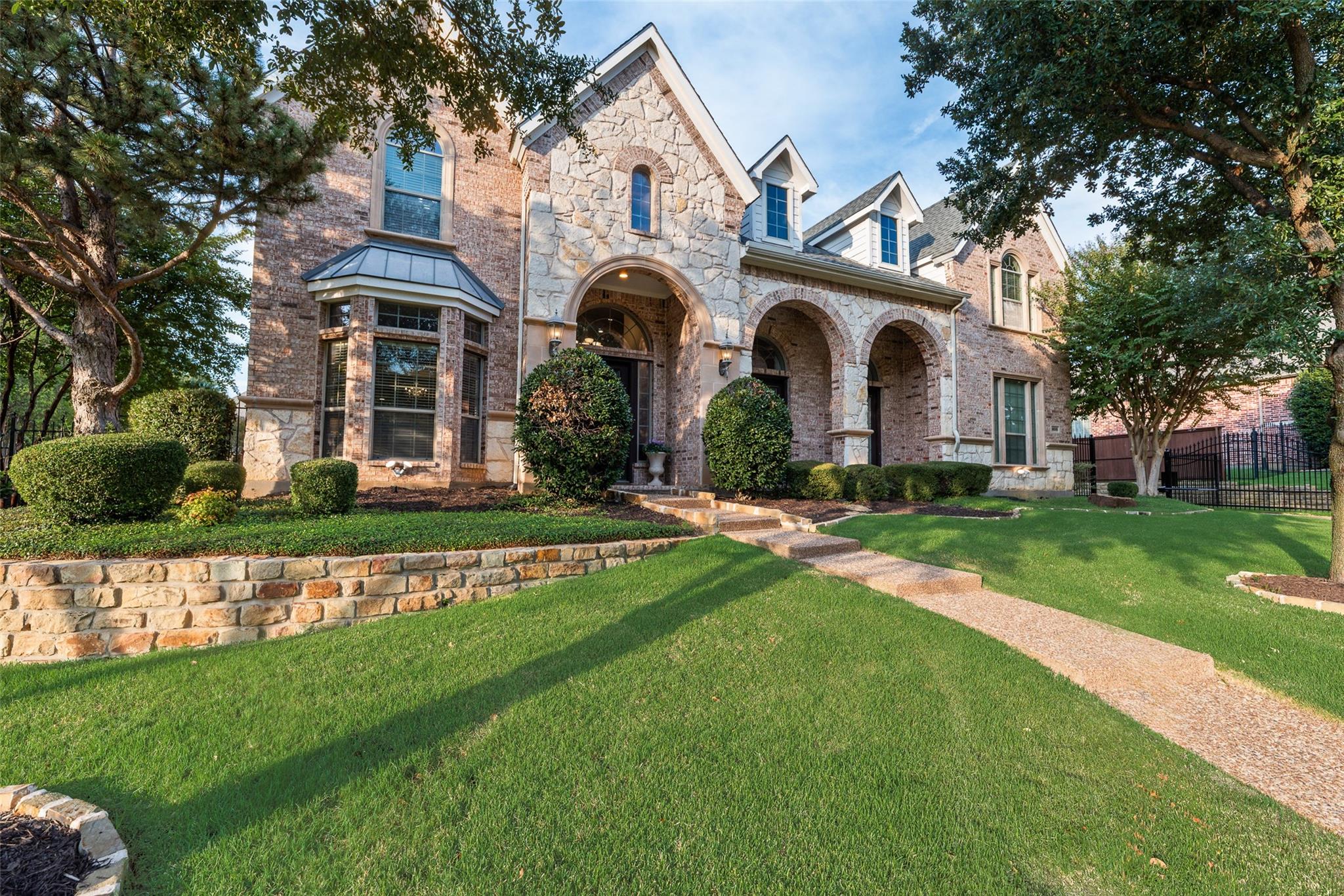 main property photo 2
