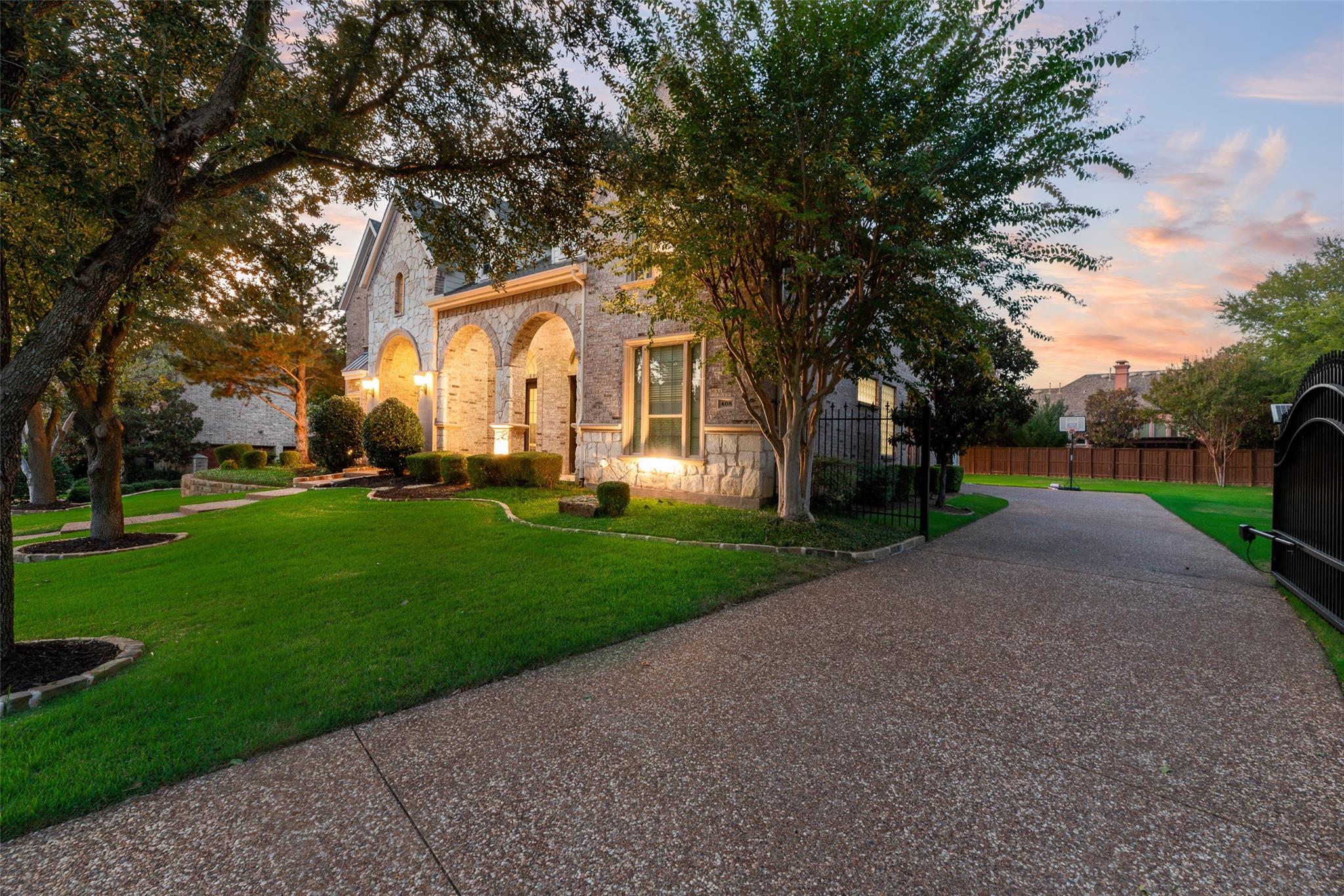 main property photo 3