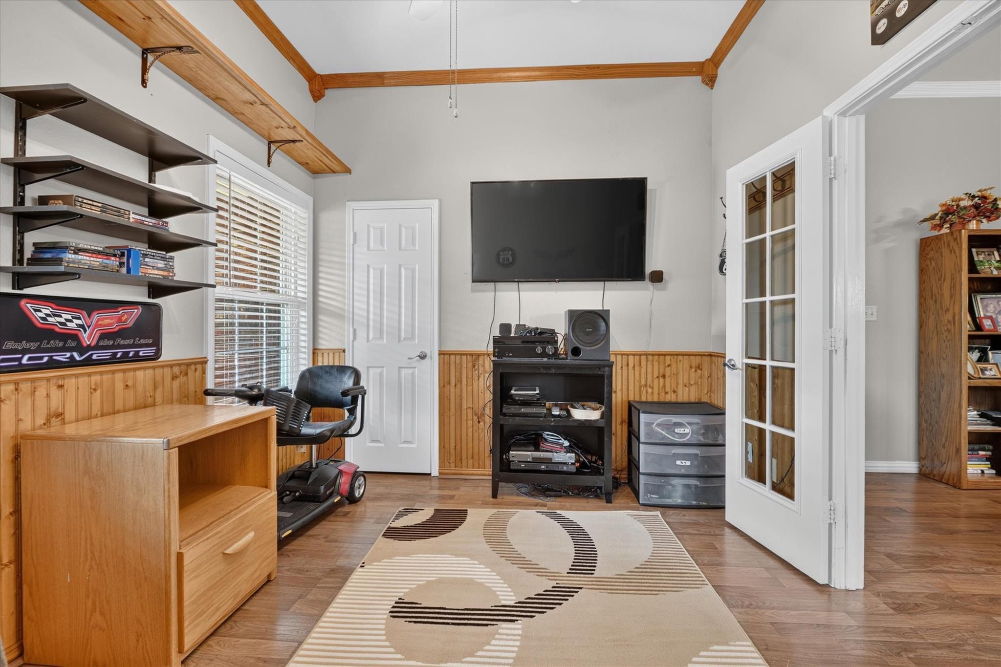 main property photo 27