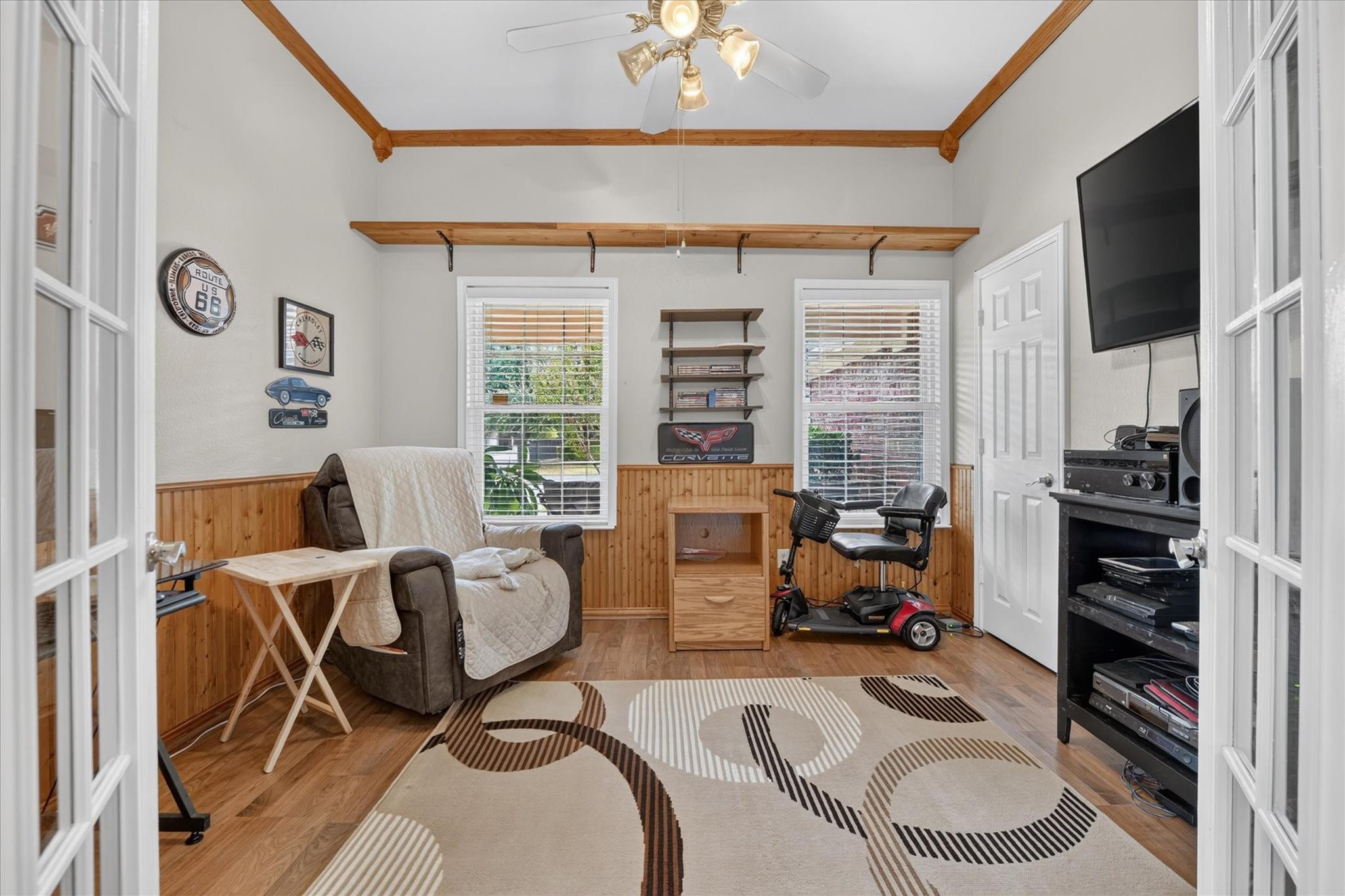 main property photo 28