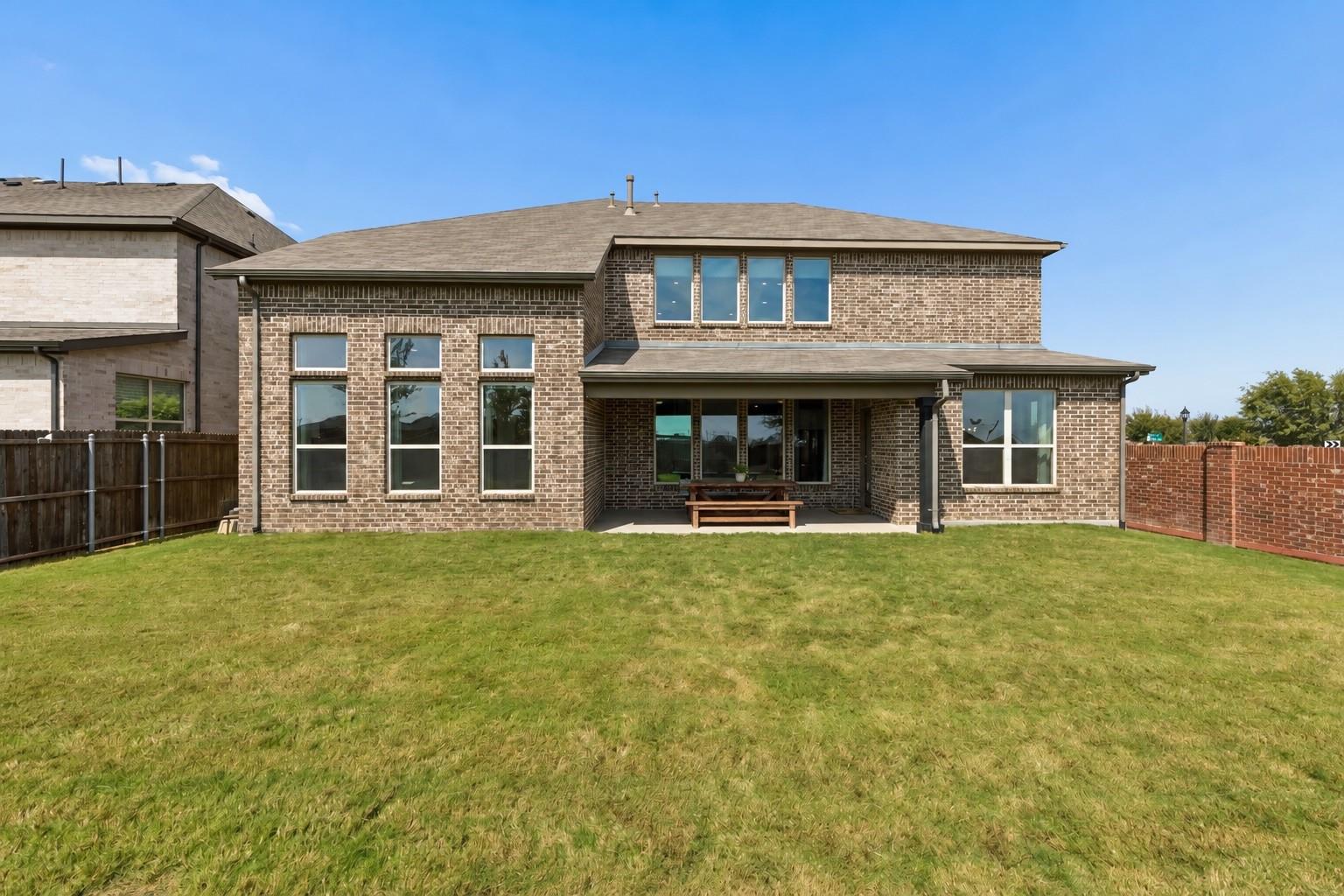 main property photo 35