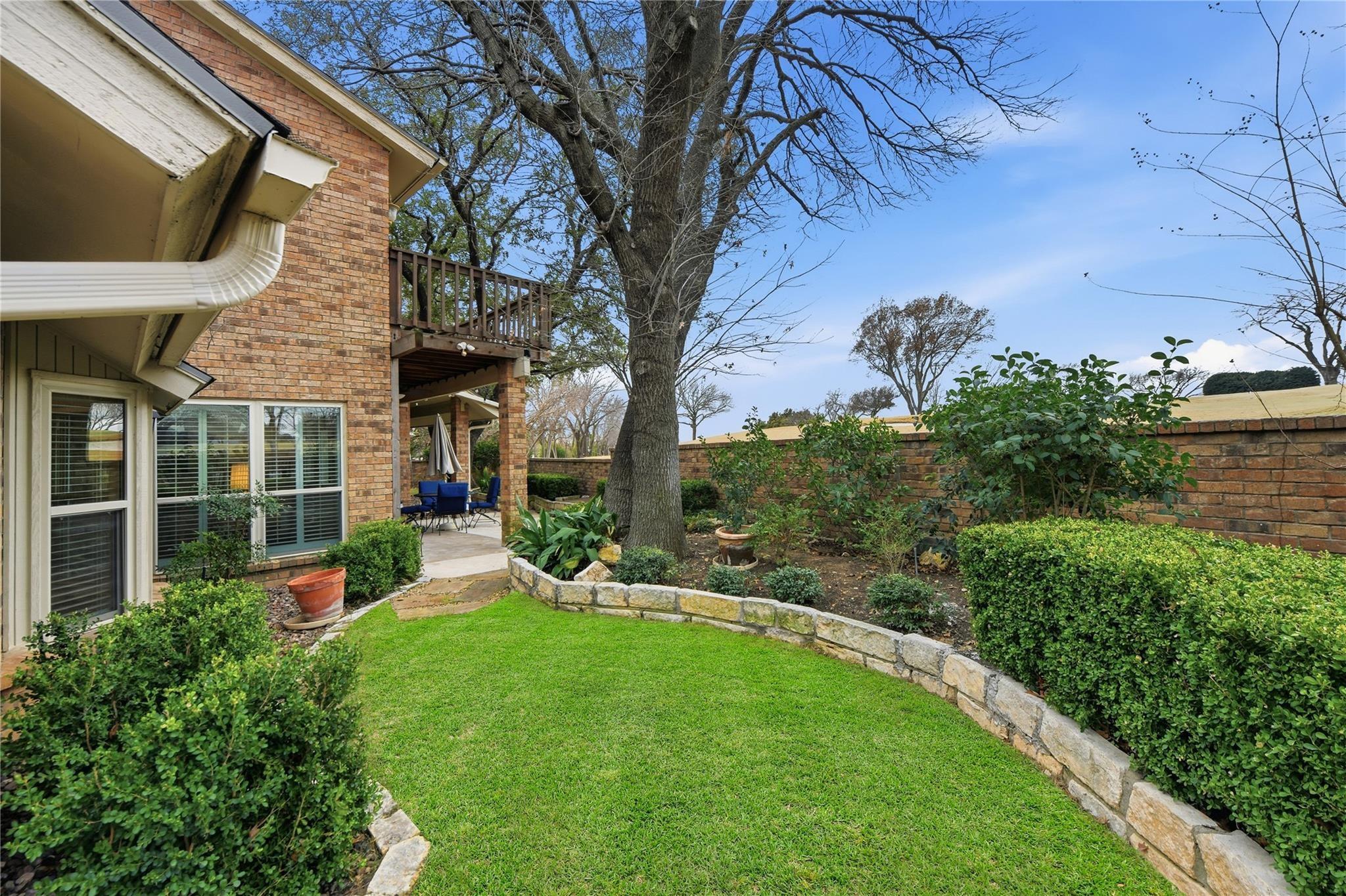 main property photo 35