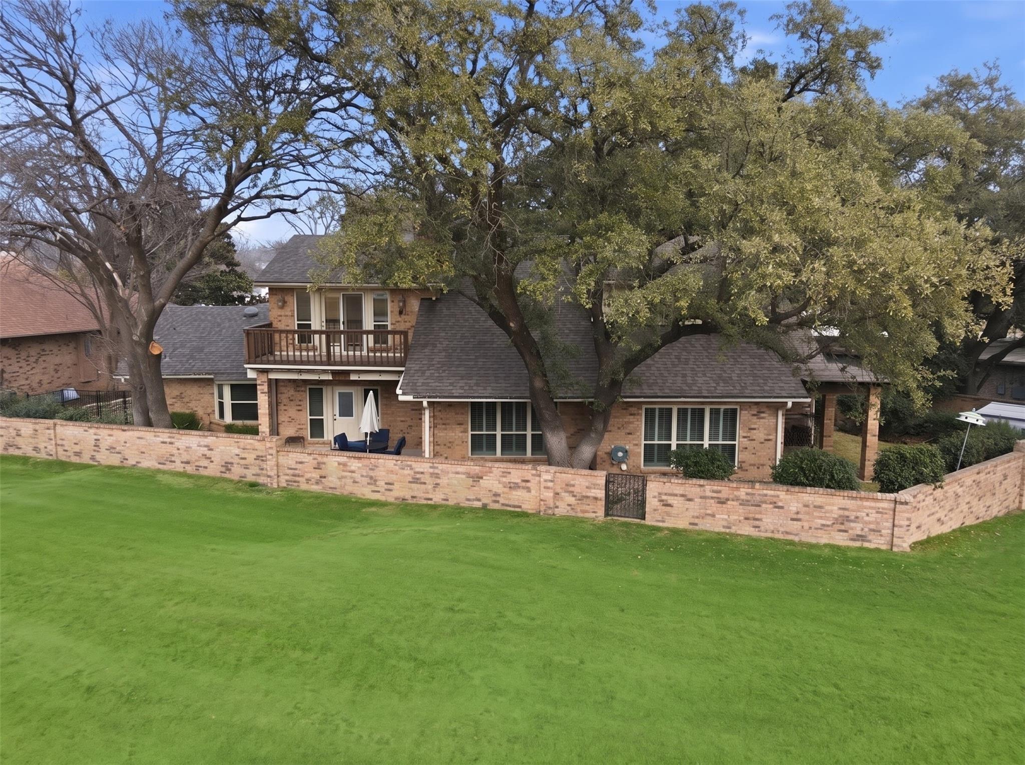 main property photo 37