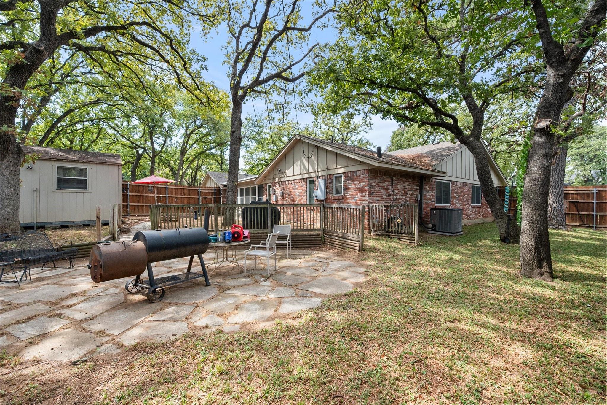main property photo 35