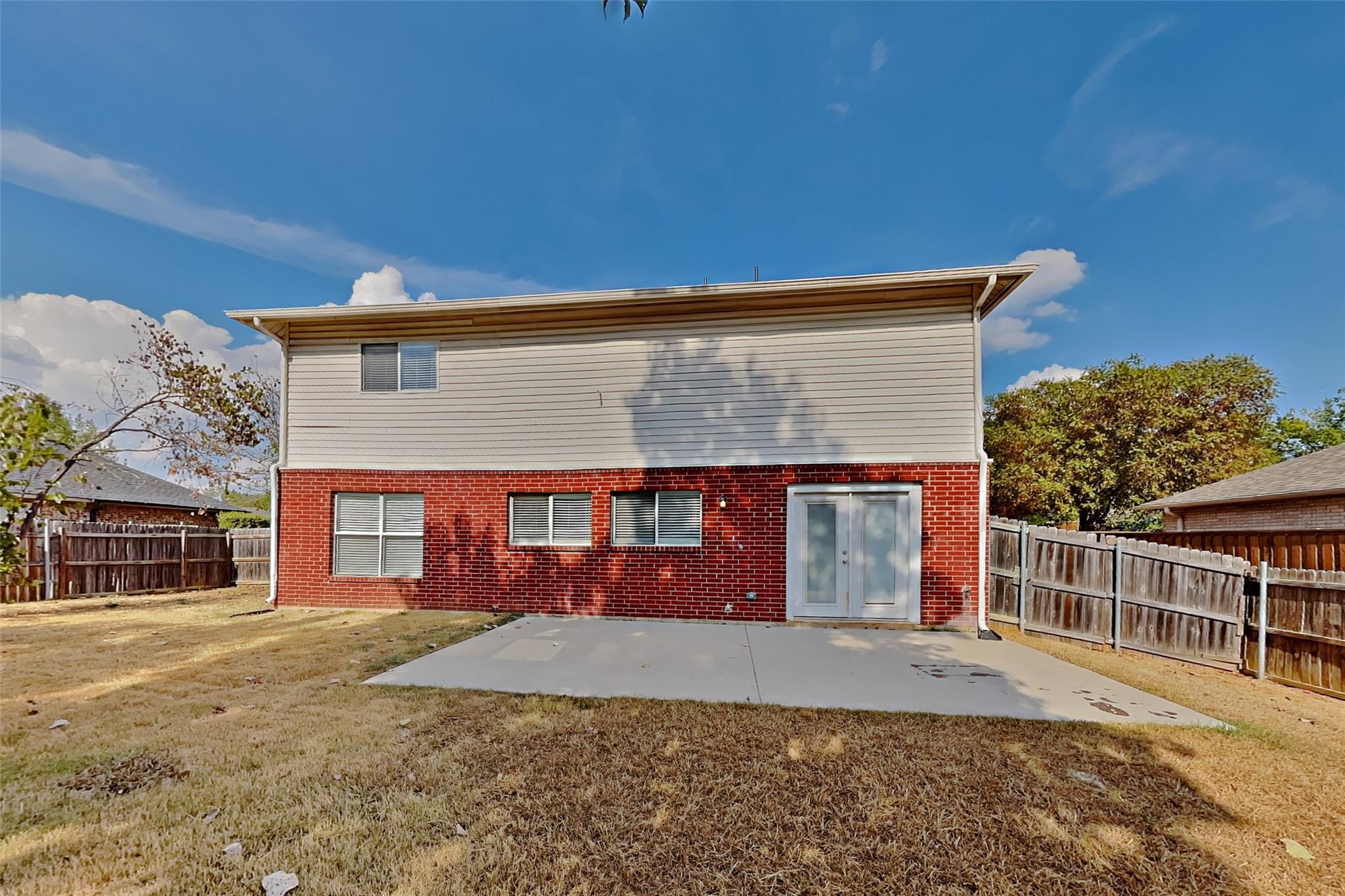 main property photo 16