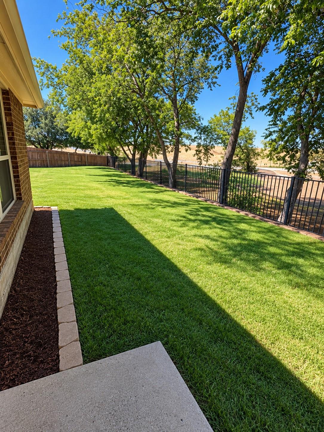 main property photo 20