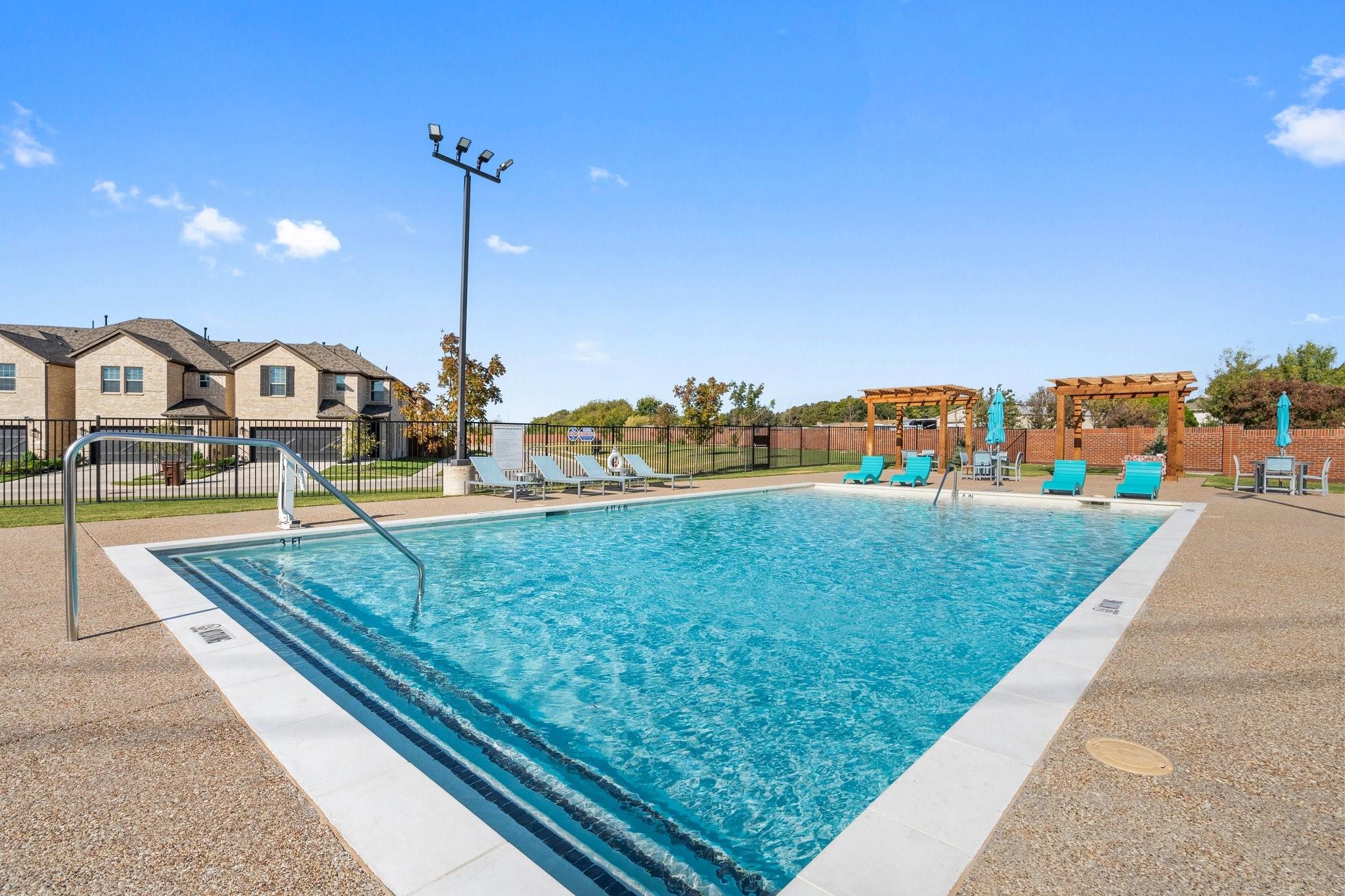 main property photo 15