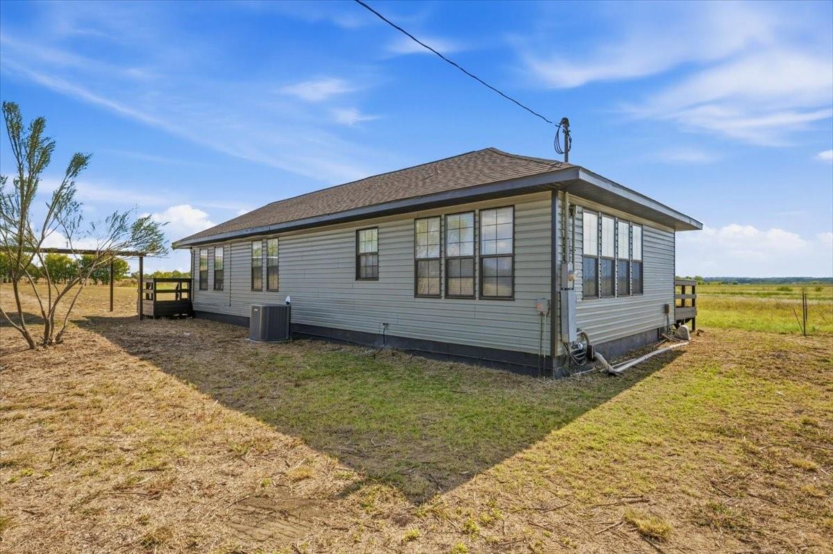 main property photo 31