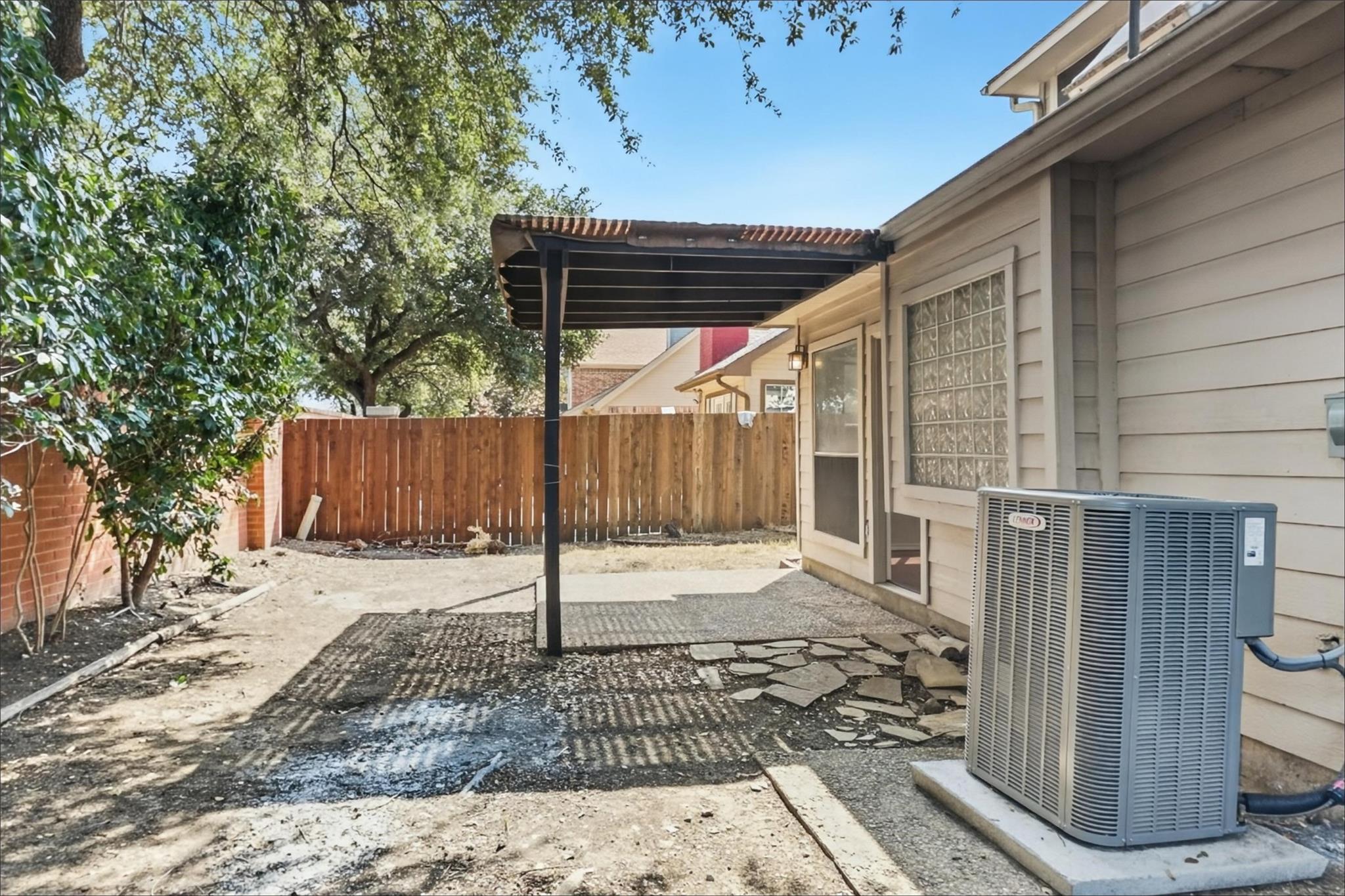 main property photo 19
