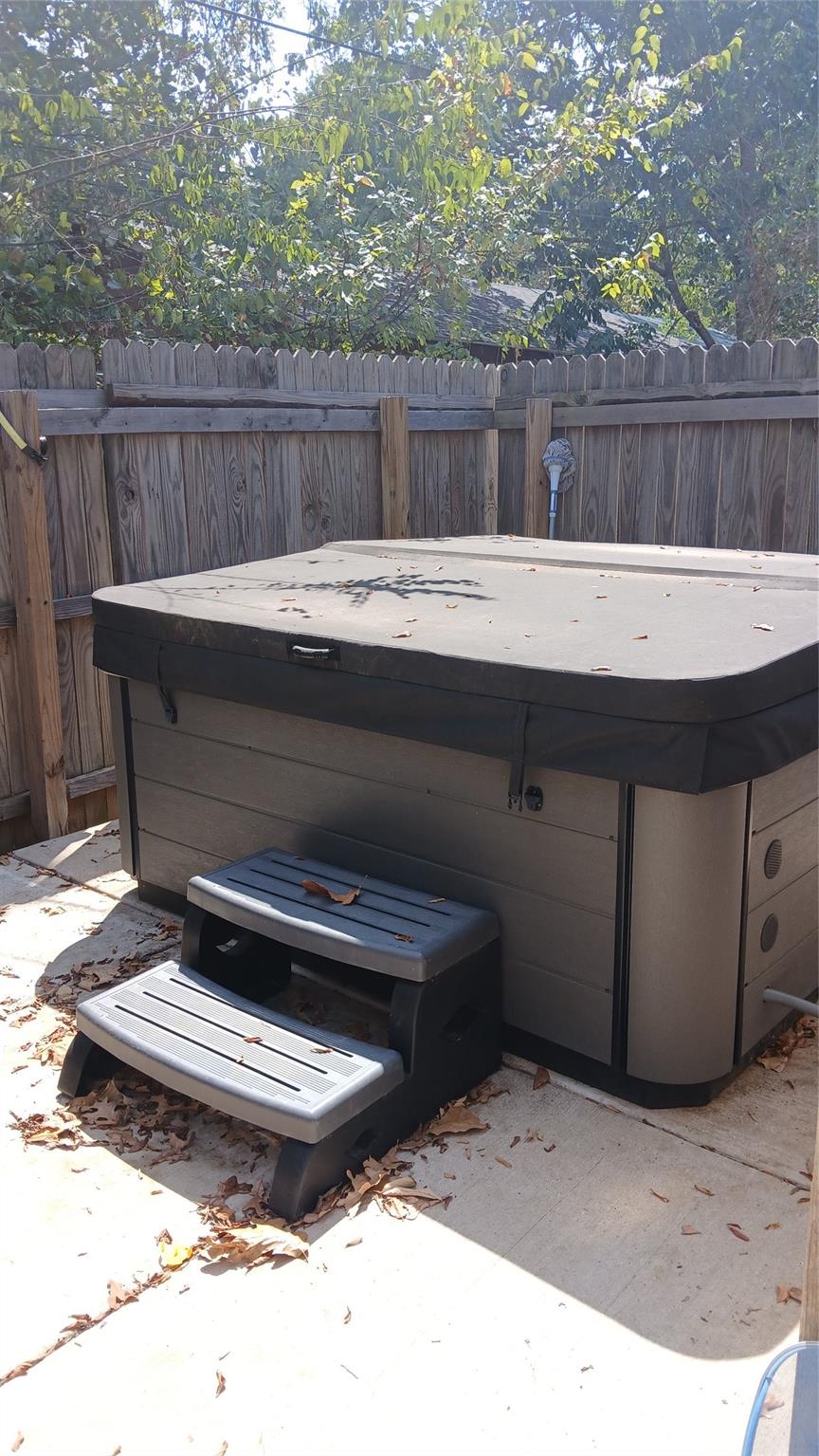 main property photo 18