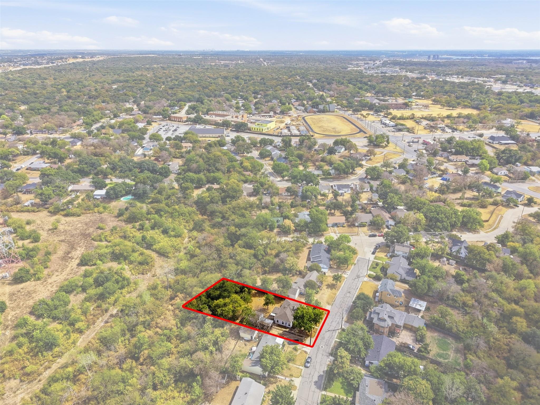 main property photo 31