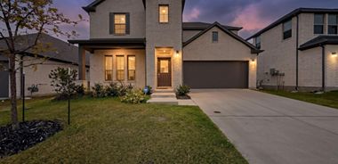 image of property with 4 Bed | 3 Bath | 2,466 Sqft
