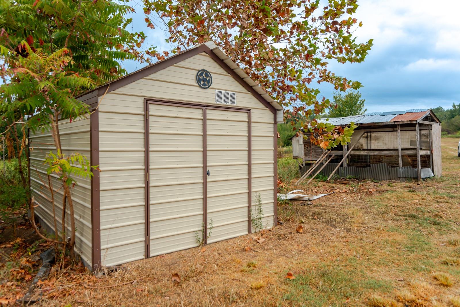 main property photo 14