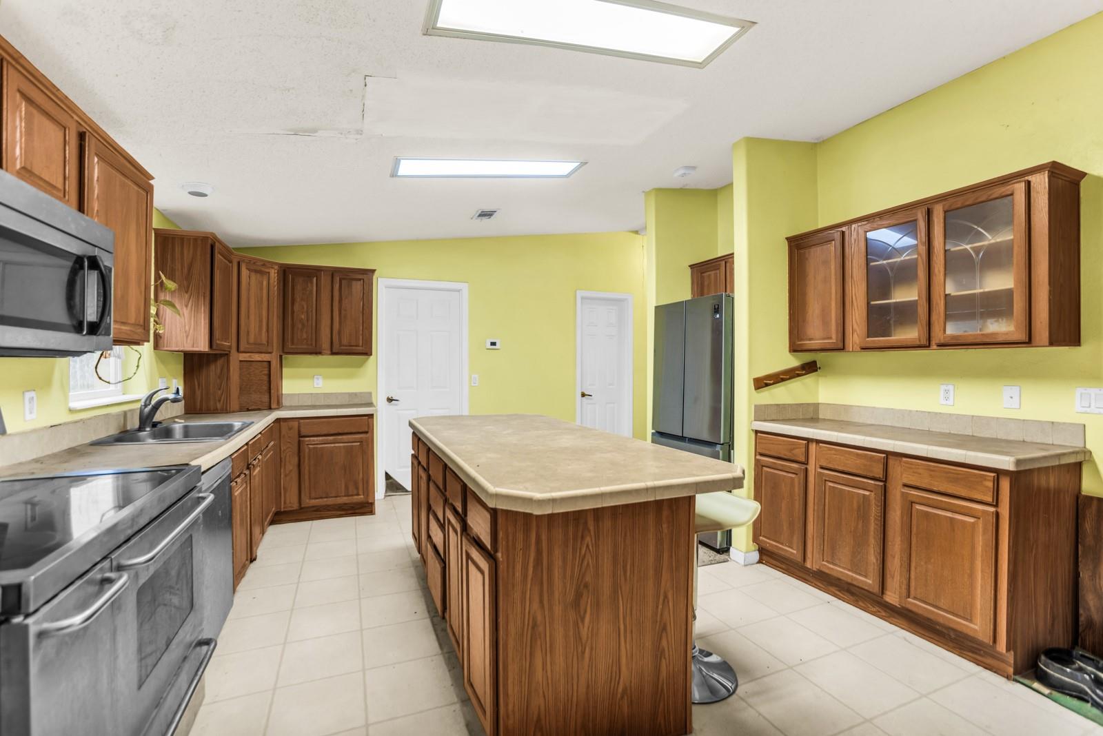 main property photo 21
