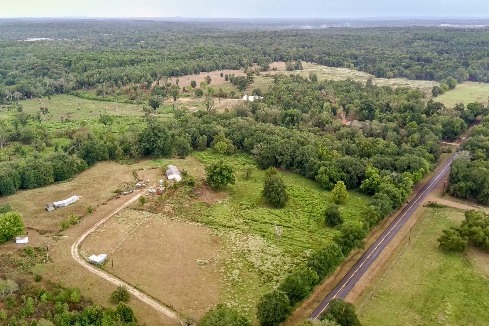 main property photo 34