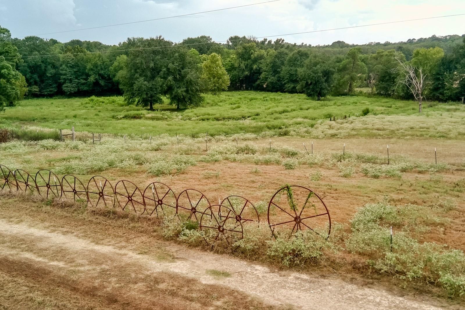 main property photo 36