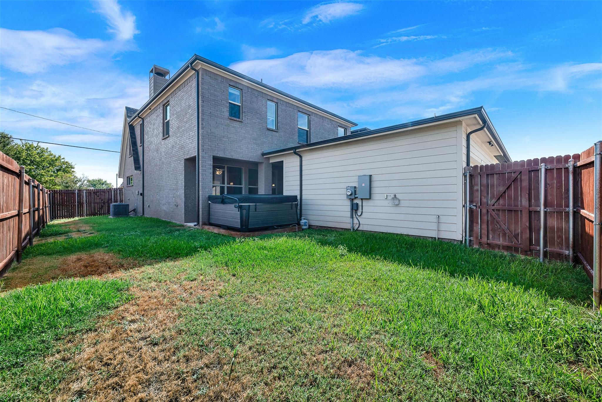main property photo 32