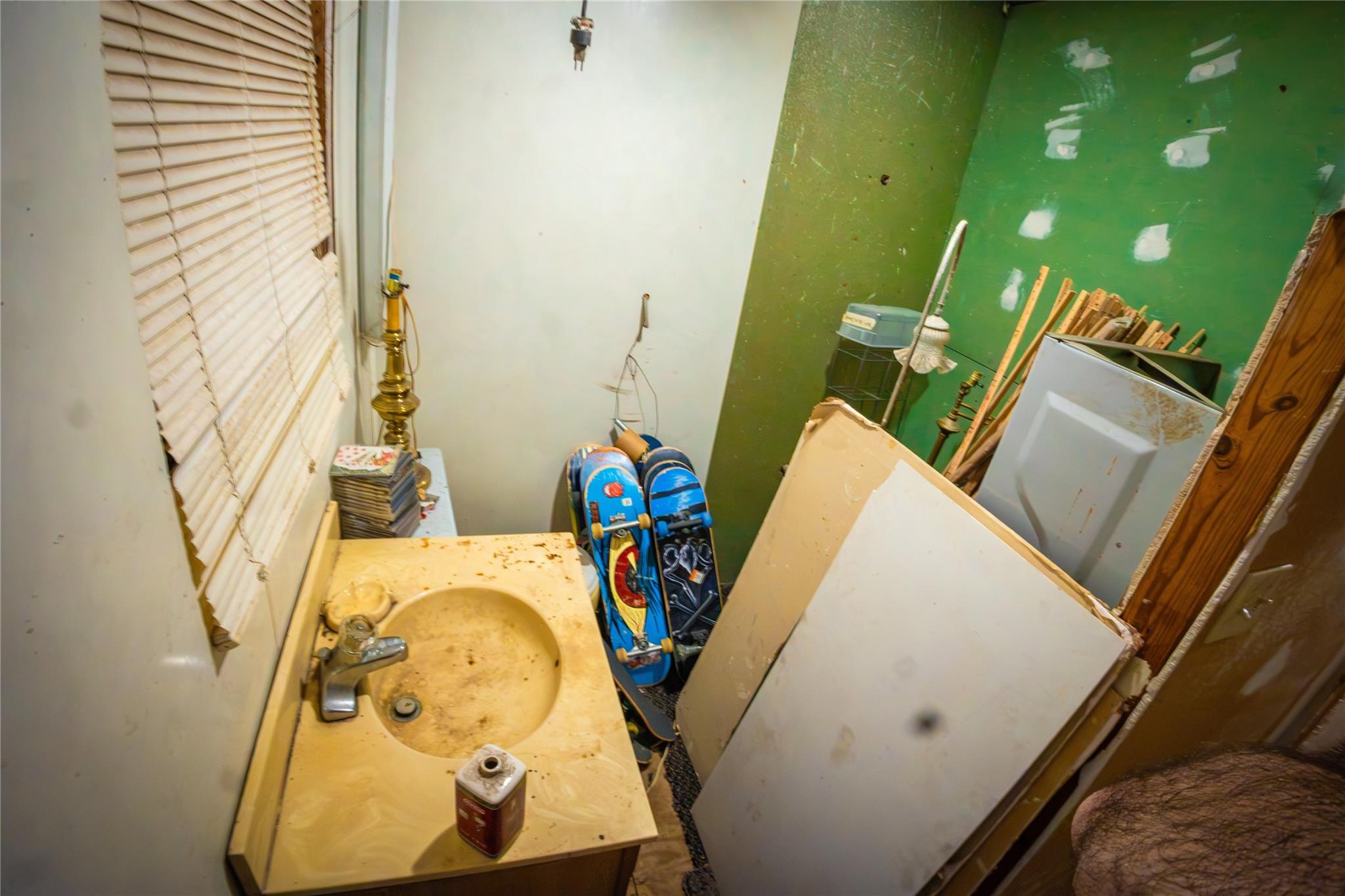 main property photo 17