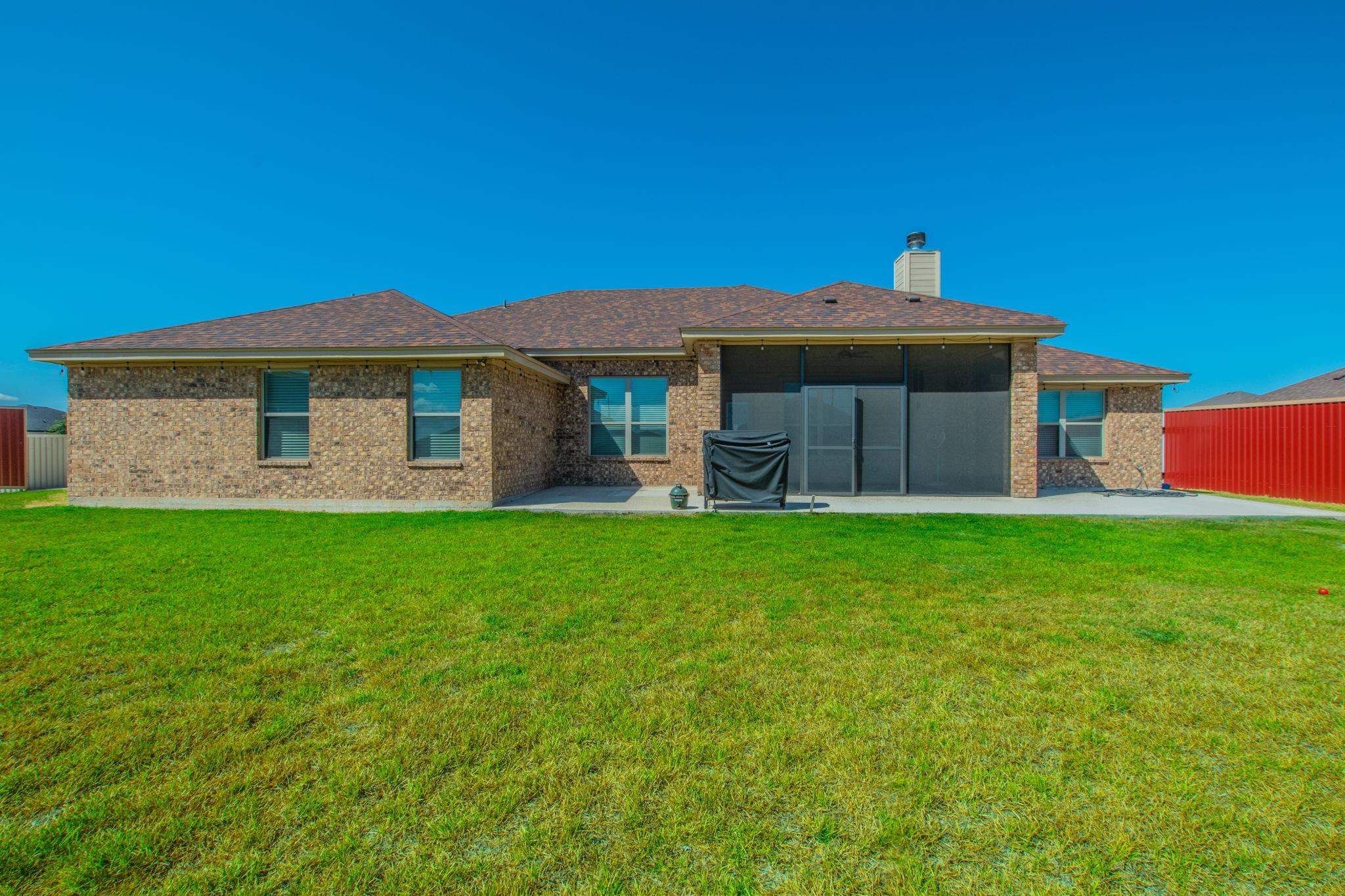 main property photo 15