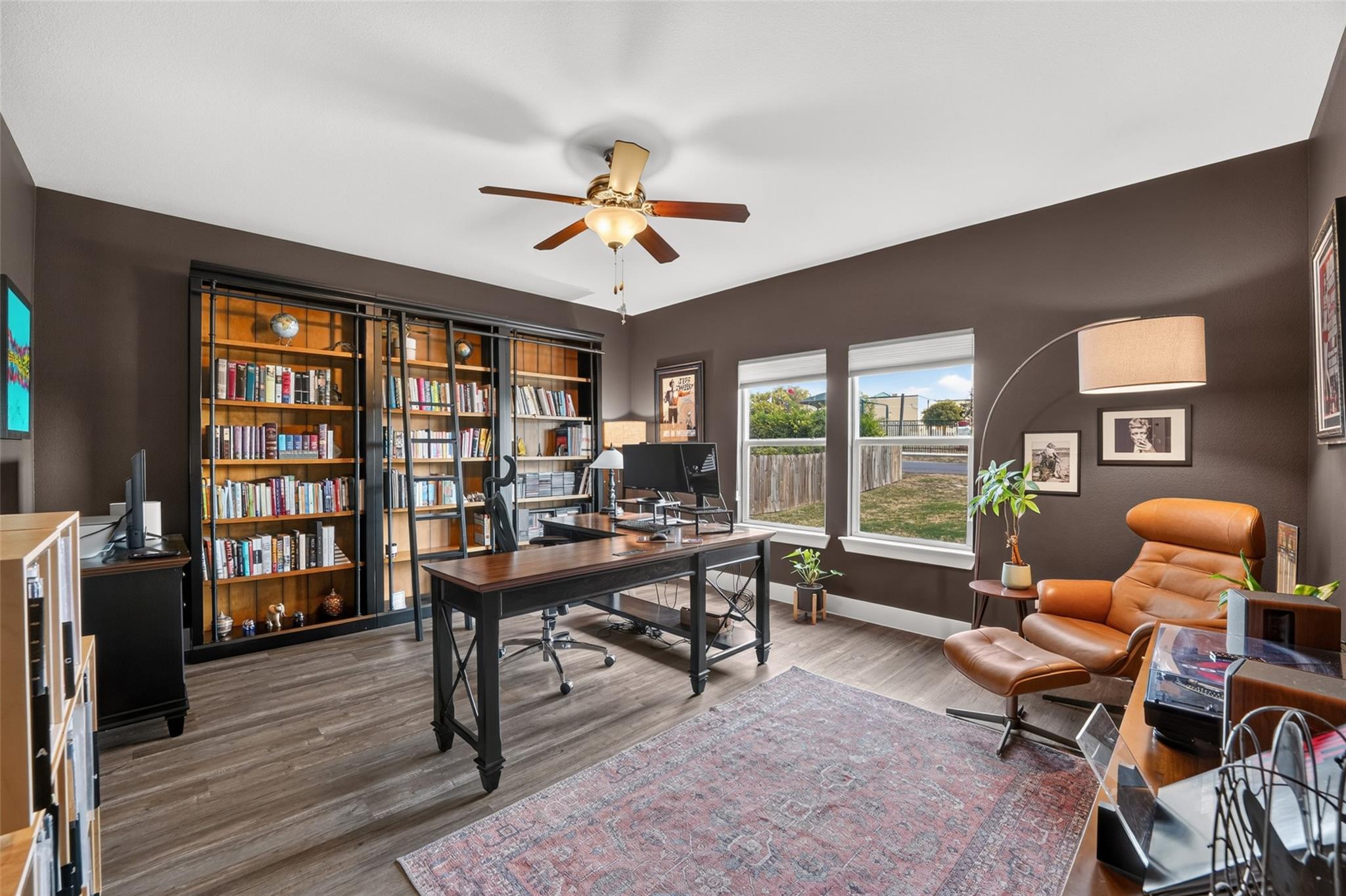 main property photo 19
