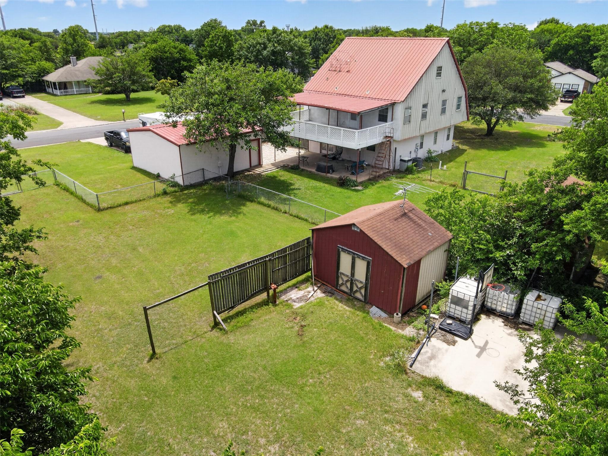 main property photo 20