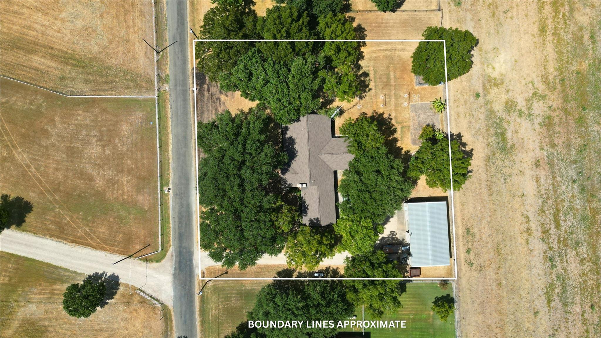 main property photo 30