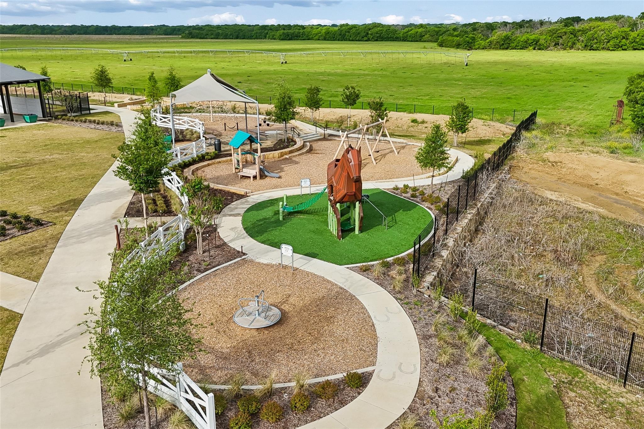main property photo 25