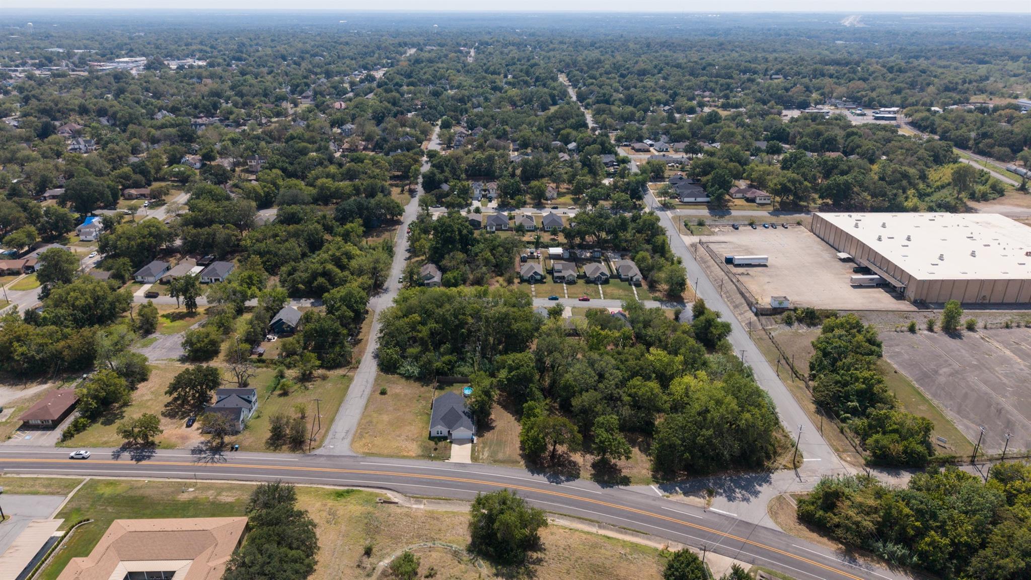 main property photo 8