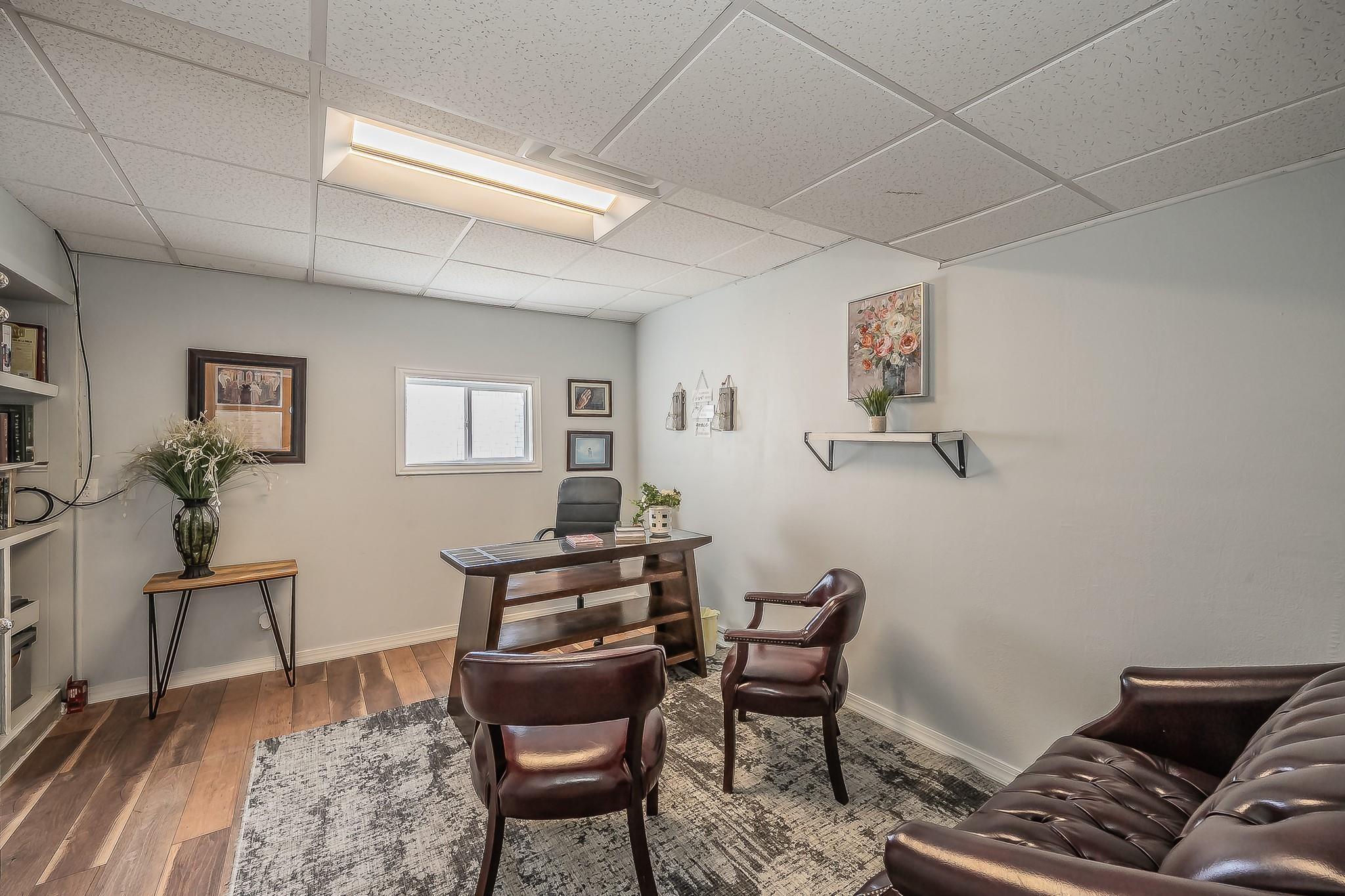 main property photo 26