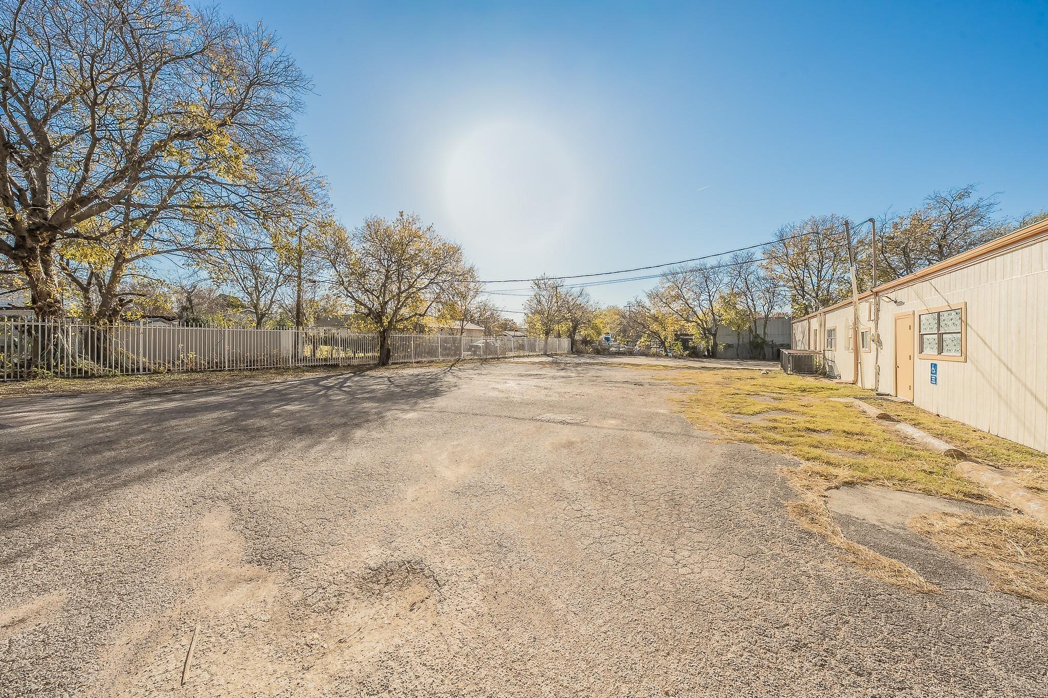 main property photo 38