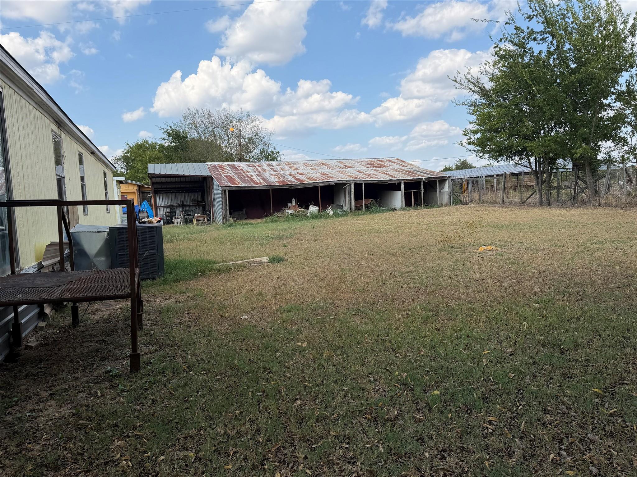 main property photo 26