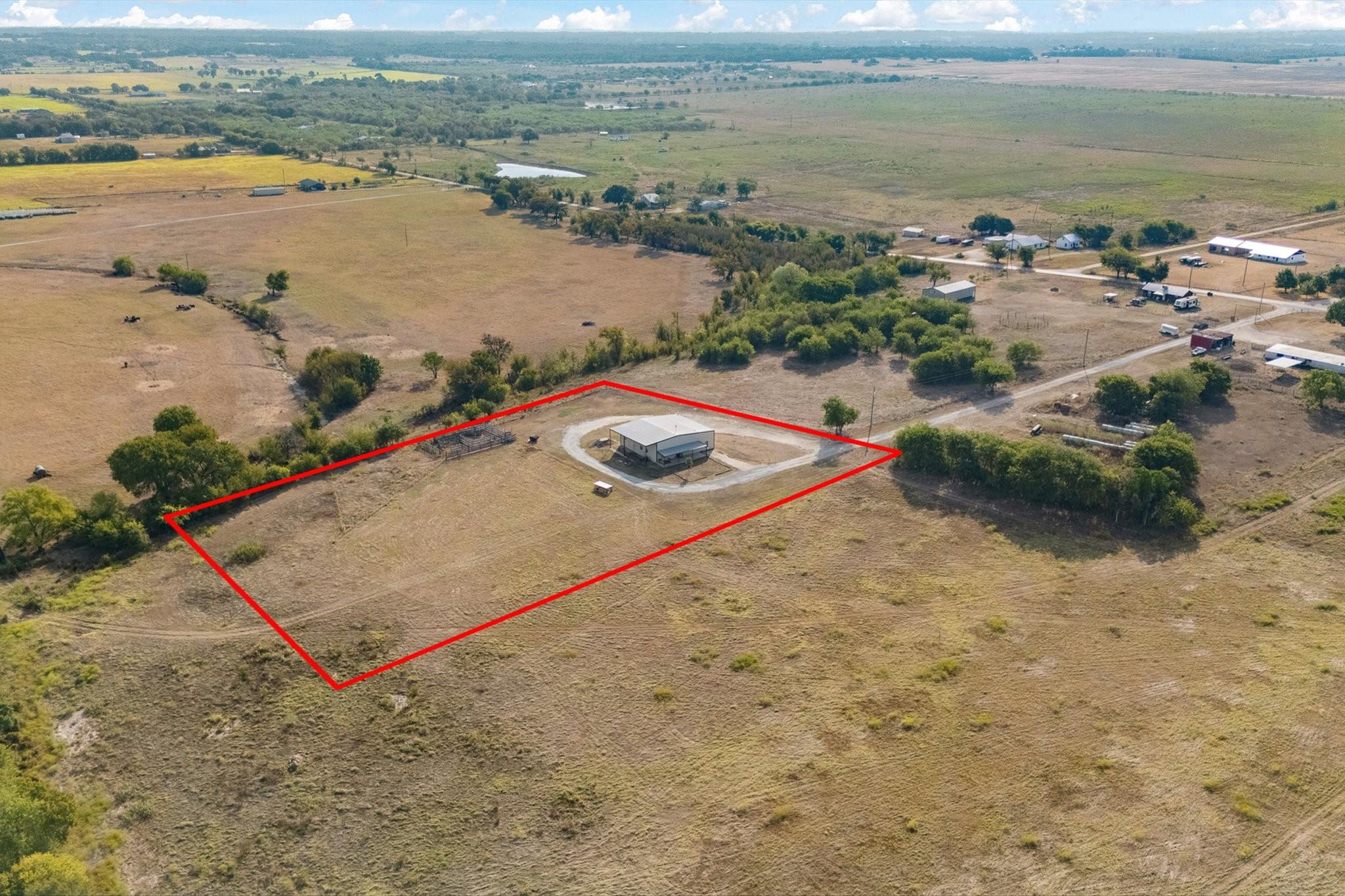 main property photo 3