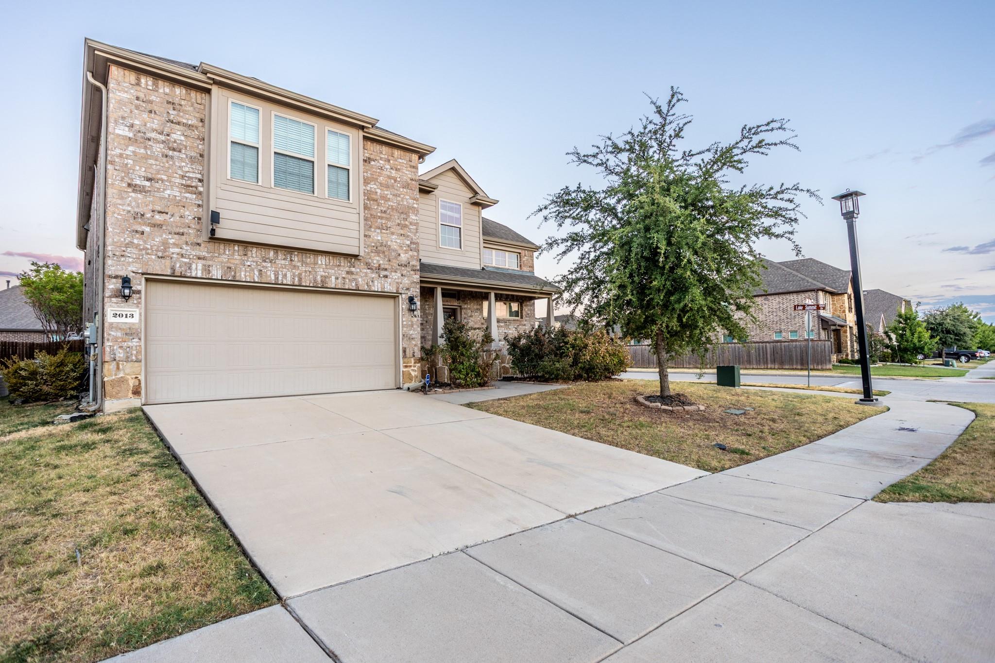 main property photo 1