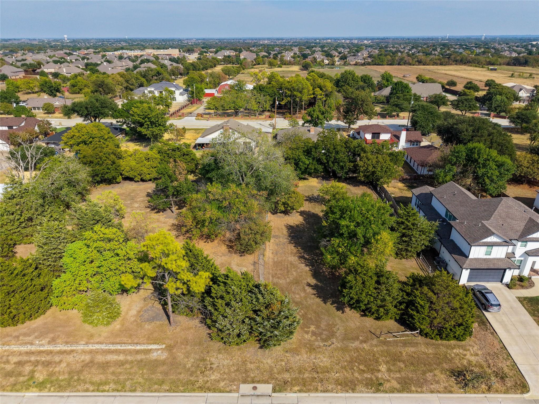 main property photo 6