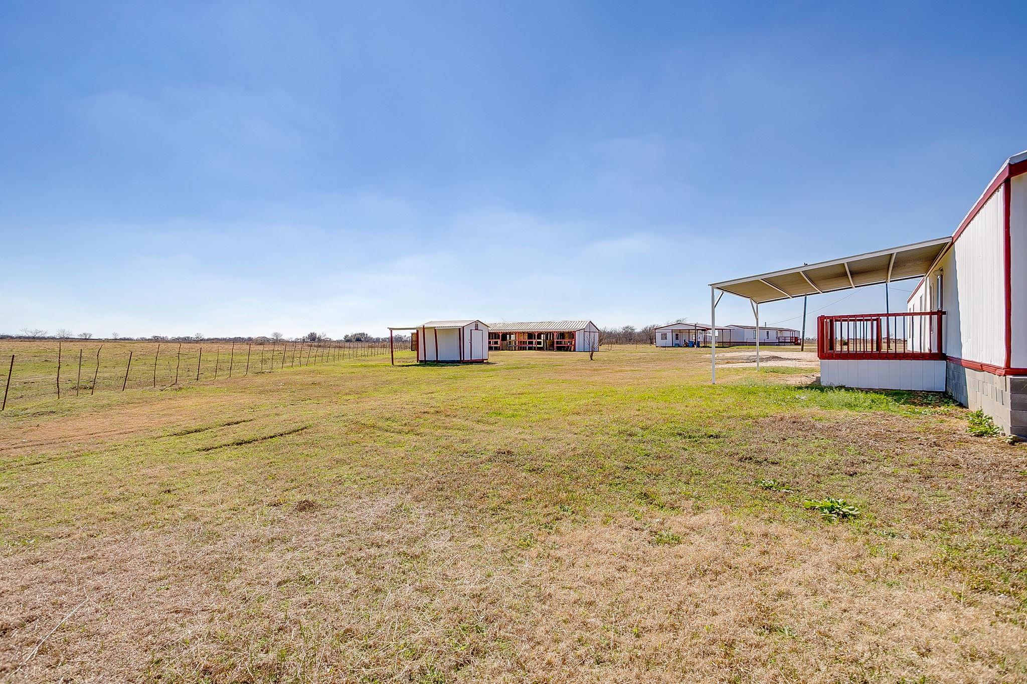 main property photo 17
