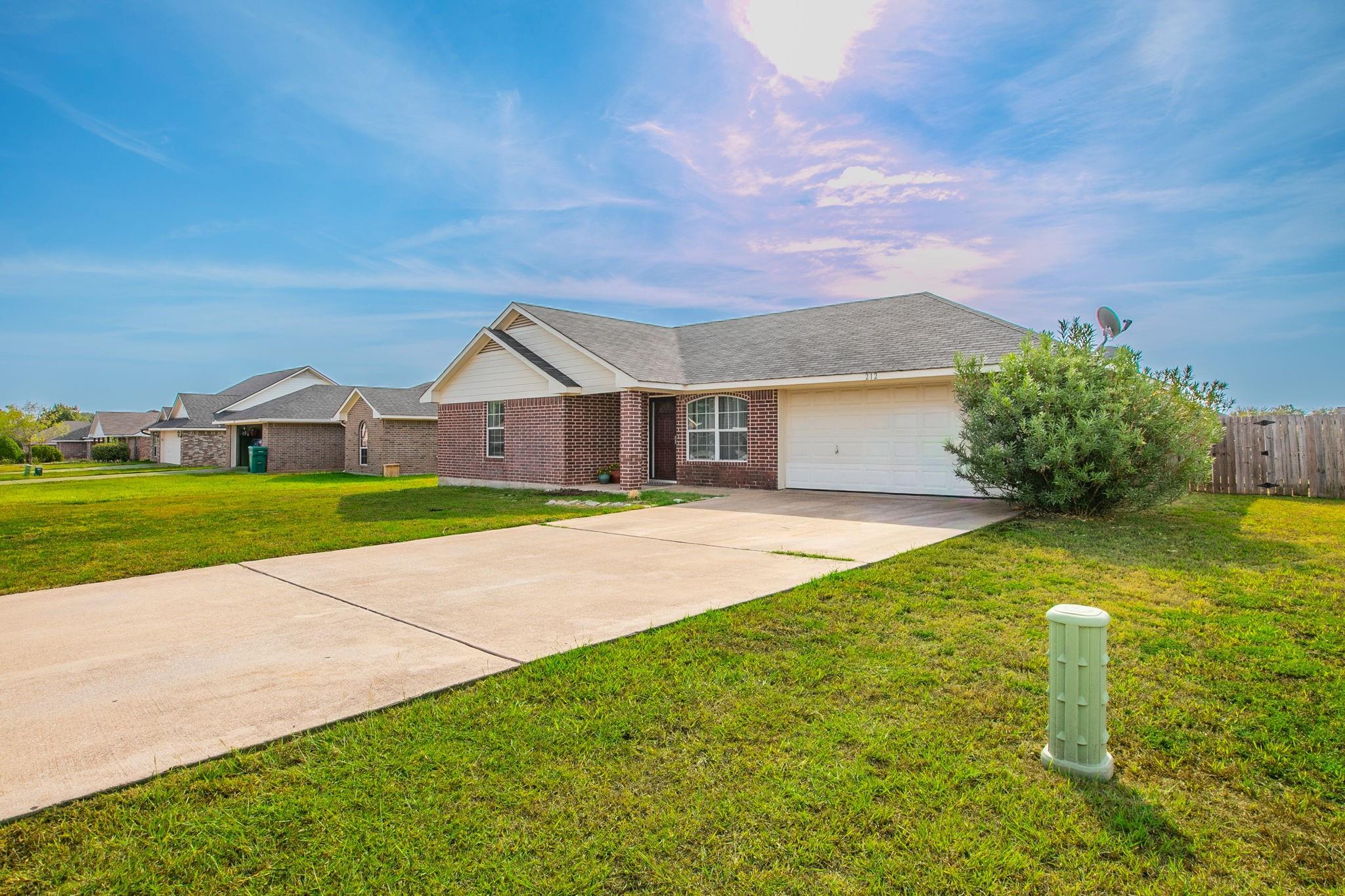 main property photo 22